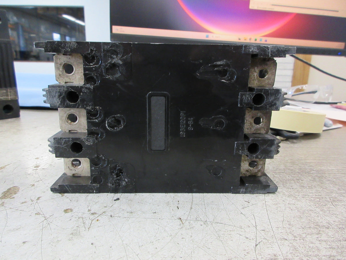 GE Circuit Breaker TQD32225 225A 240V 3P *No Lugs* Used