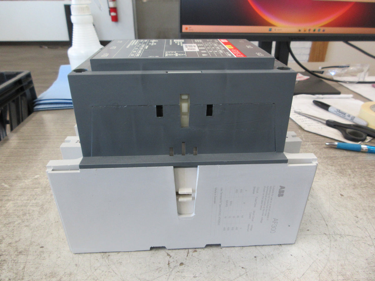 ABB Contactor AF300-30 100-250V AC/DC Coil 400A 600V w/ (1) Aux Contact Used