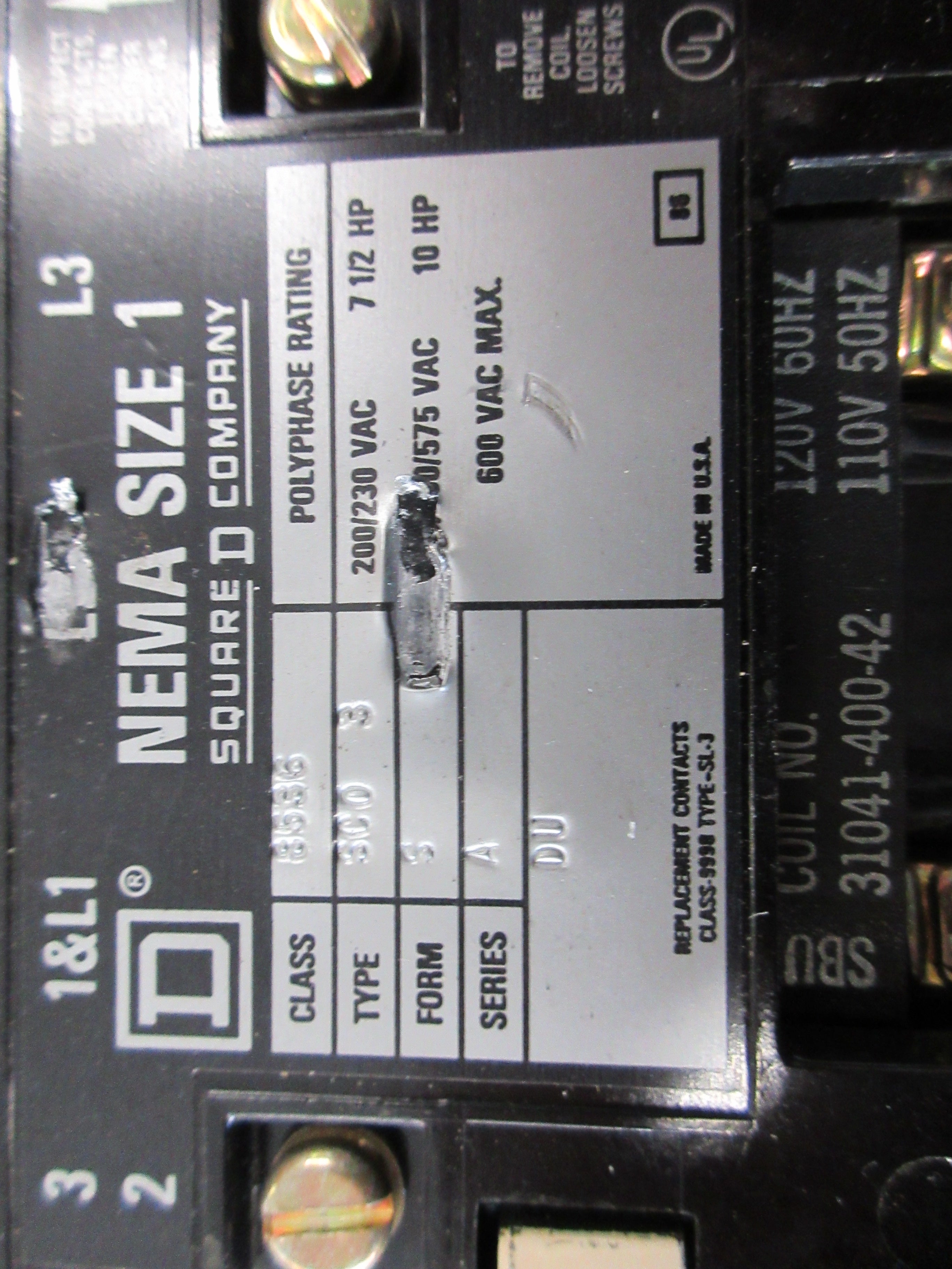 Square D Size 1 Starter 8536 SCO 3 S Ser. A 120V Coil 600V W/Aux Fuse Used