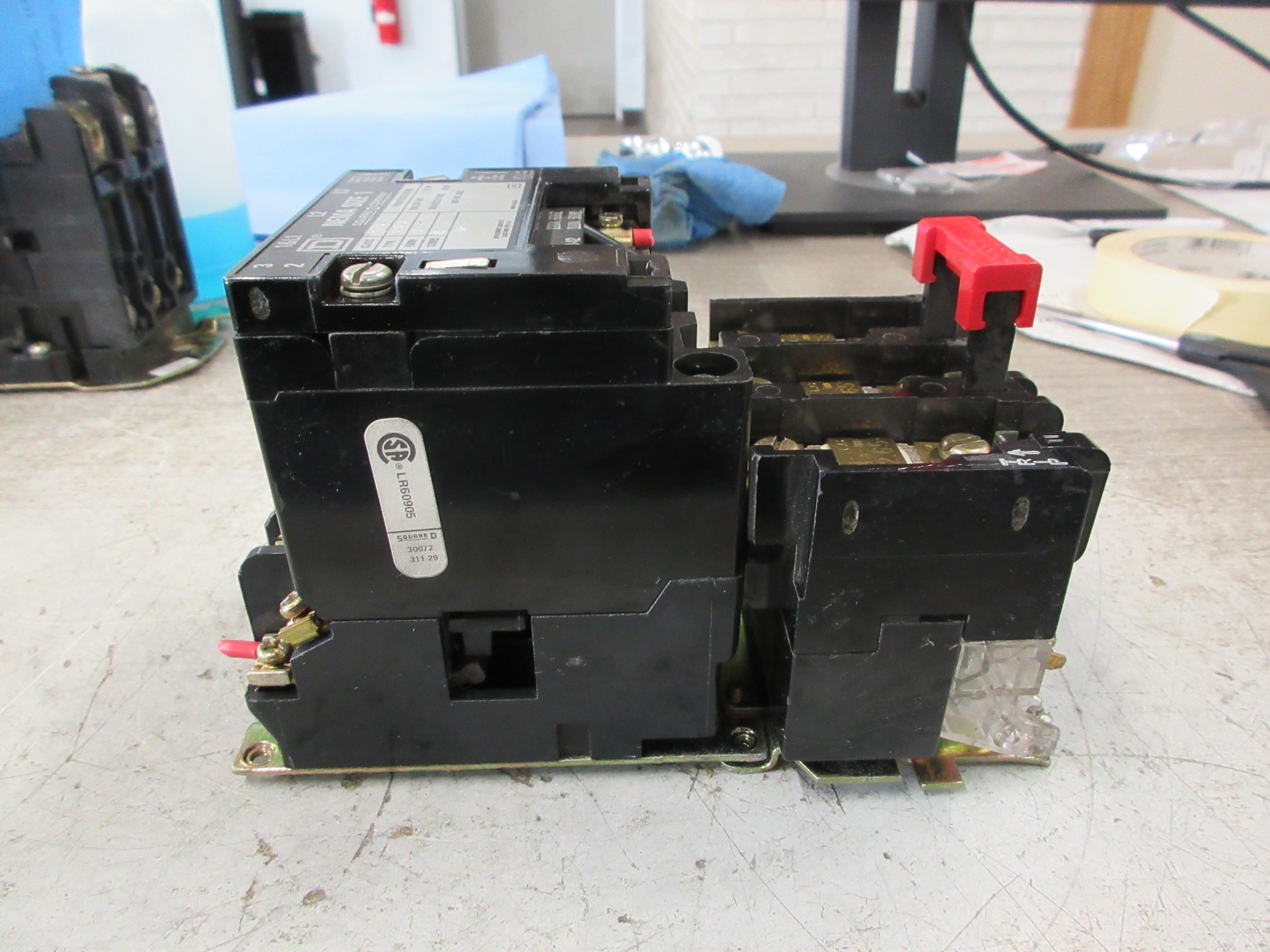 Square D Size 1 Starter 8536 SCO 3 S Ser. A 120V Coil 600V Used