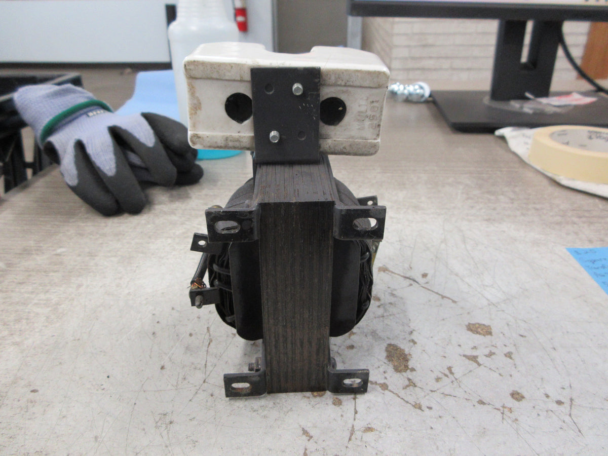 Square D Transformer 9070 AA0-50 50VA Pri: 220/440V Sec: 110V 50-60Hz Used