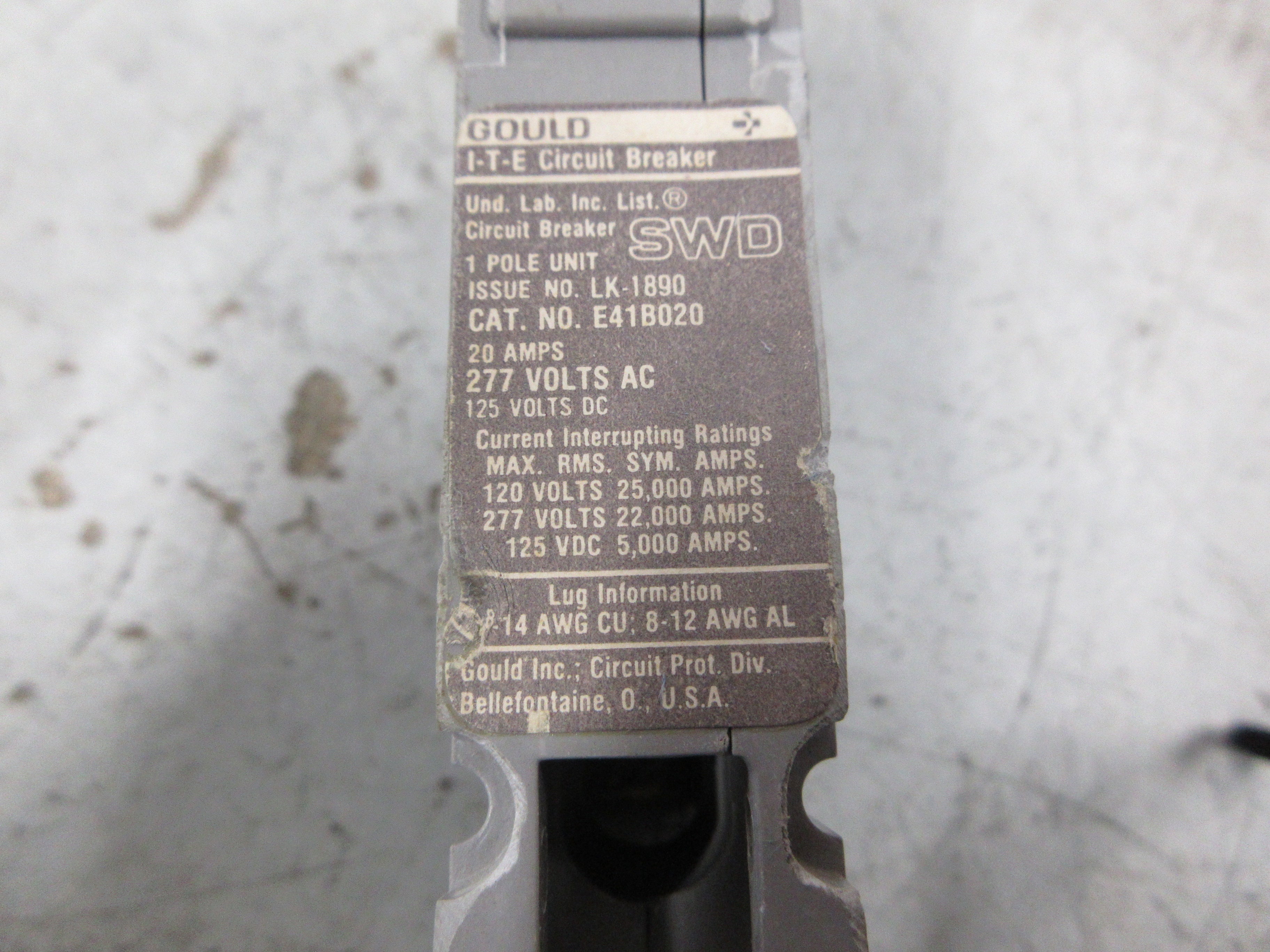 Gould ITE Circuit Breaker E41B020 20A 277V 1P Used