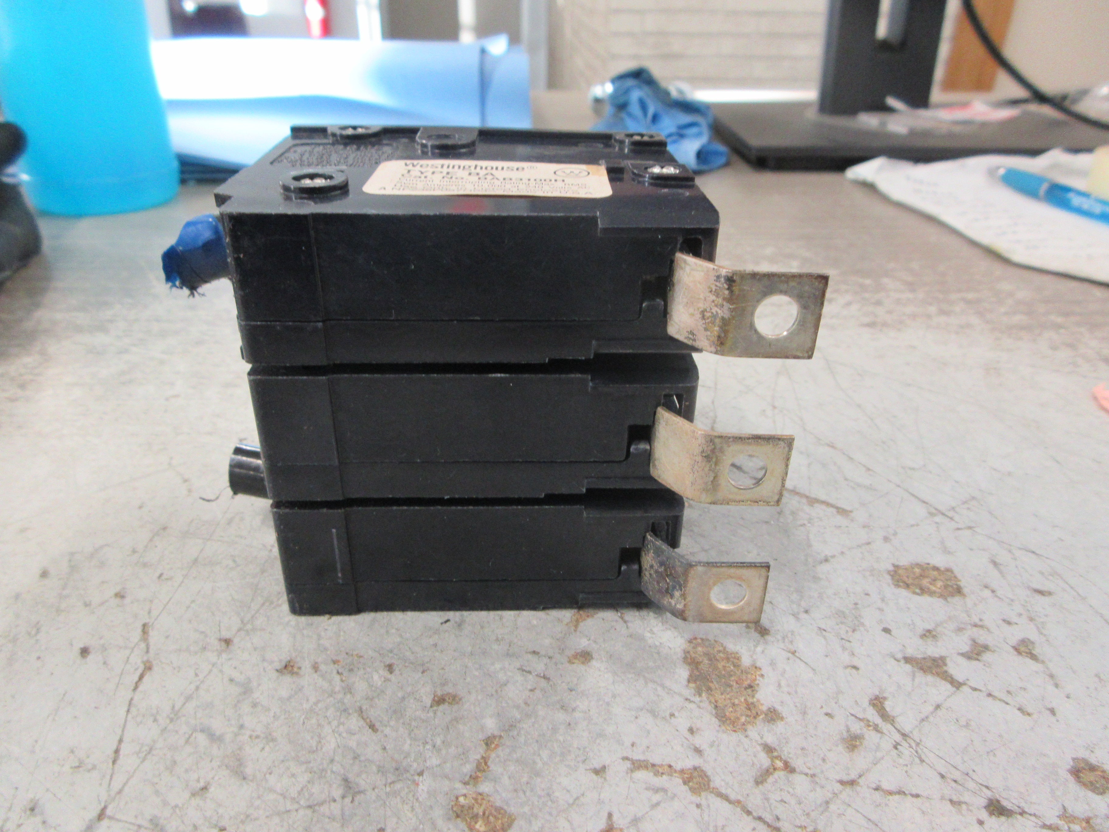 Westinghouse Type BA Bolt-On Circuit Breaker BAB3100H 100A 240V 3P Used