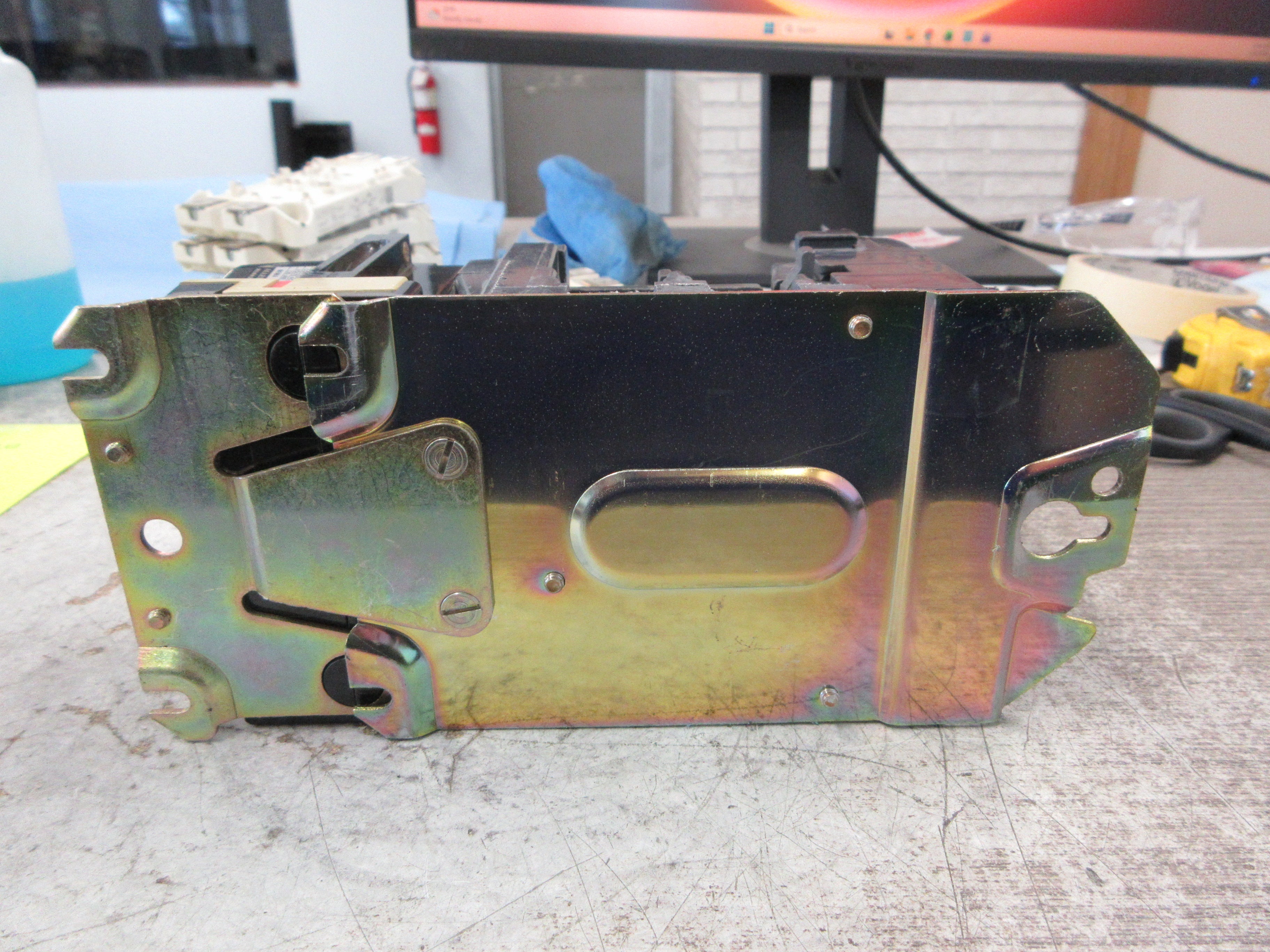 Allen-Bradley Size 1 Starter 509-BOD Ser. B 115-120V Coil 27A 600V Used