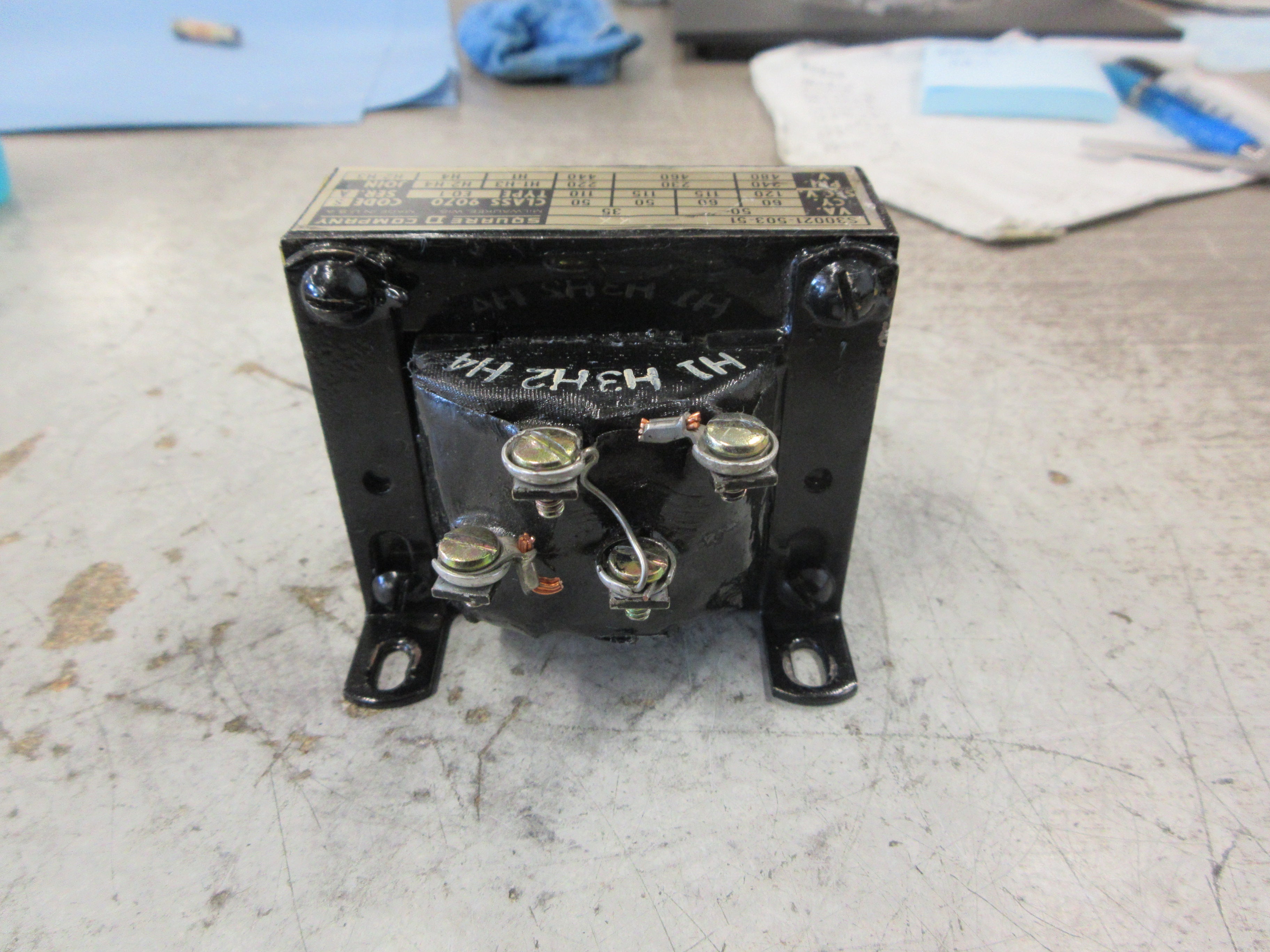 Square D Transformer 9070 E0-1 Ser. A 50VA Pri: 240/480V Sec: 120V Used