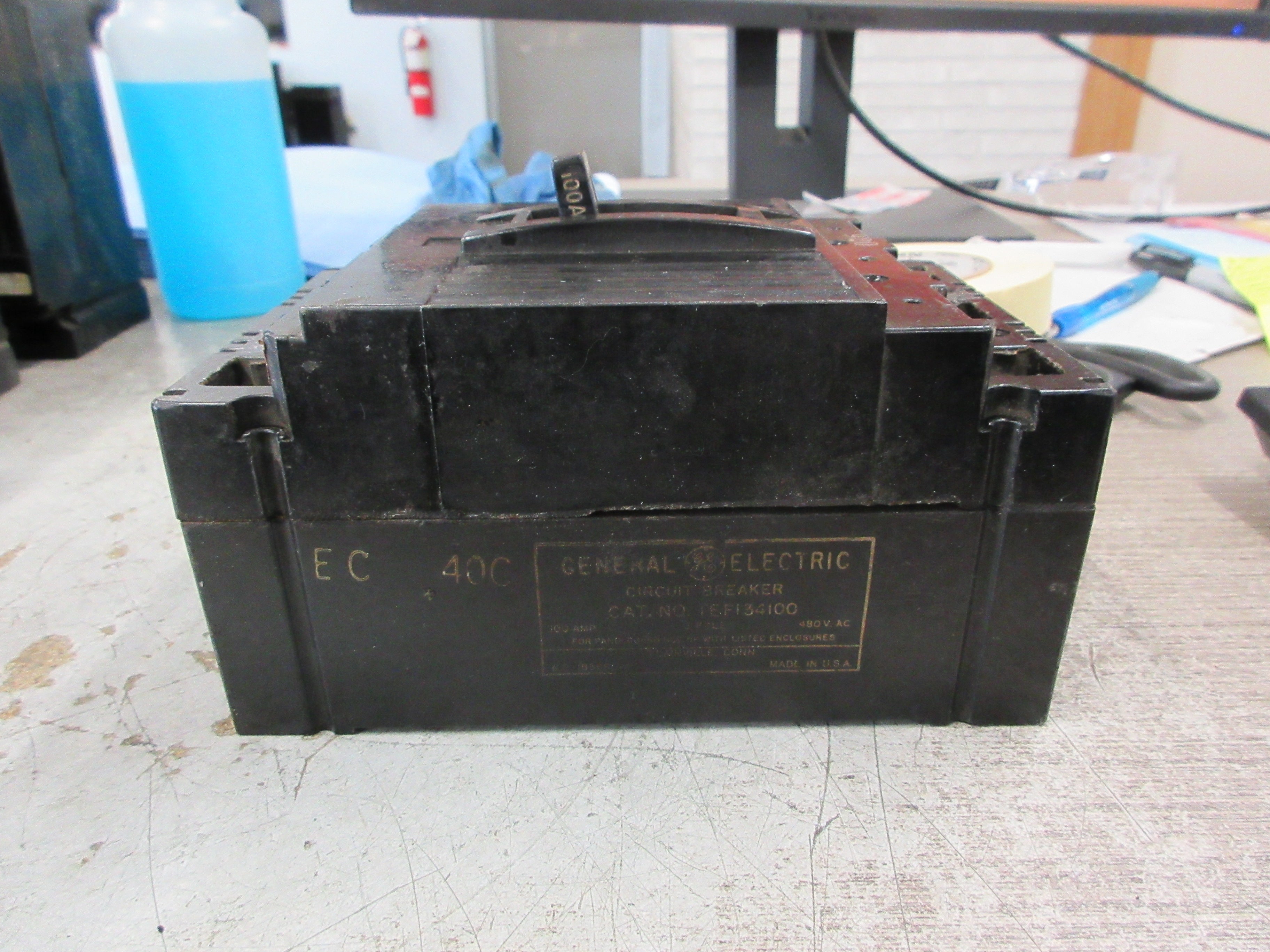 GE Circuit Breaker TEF134100 100A 480V 3P Used