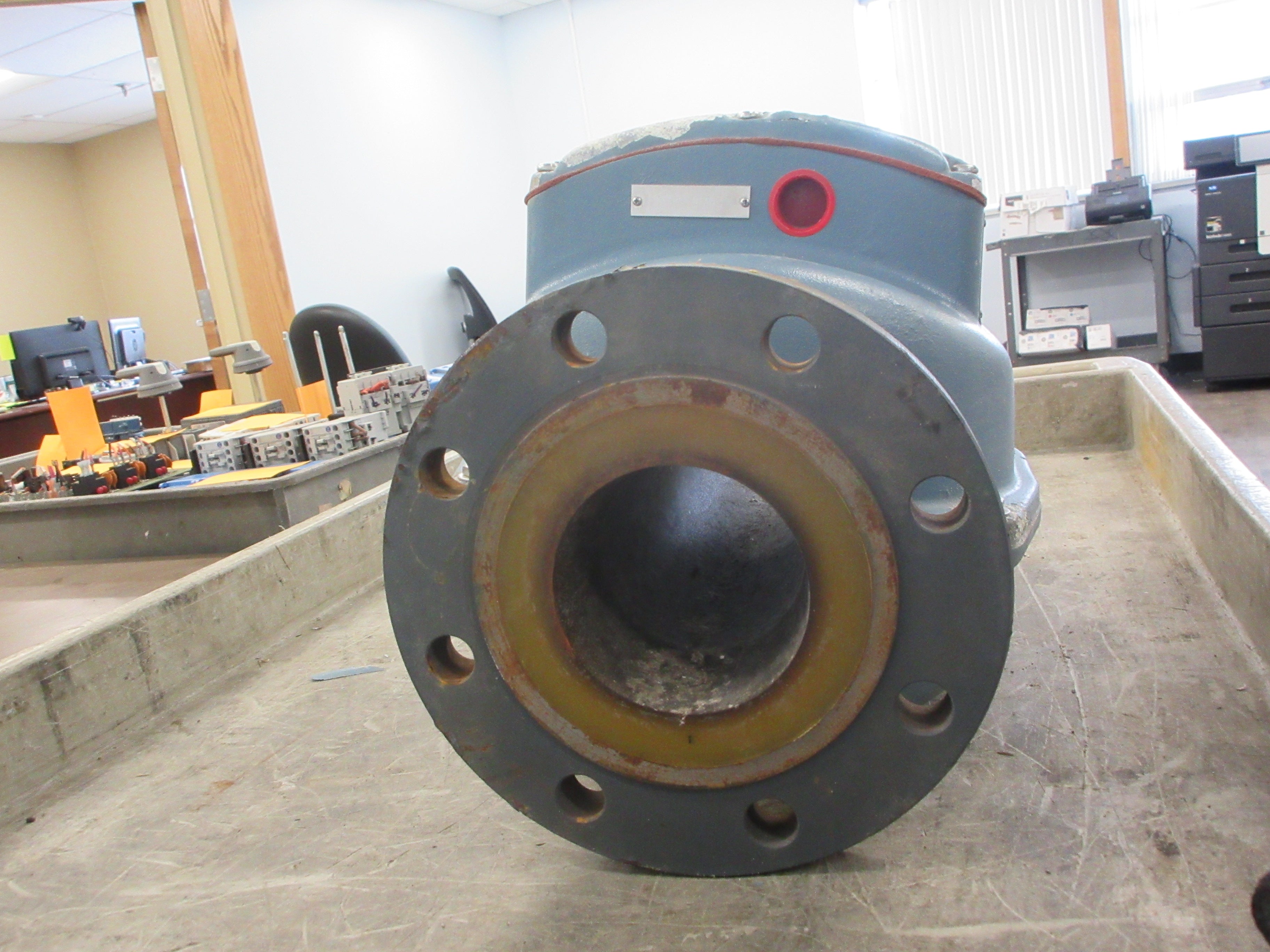 Foxboro 8300 Magnetic Flow Tube 8304-SABA-ASJ-NFGZ-S Electrodes: 316 SS Used