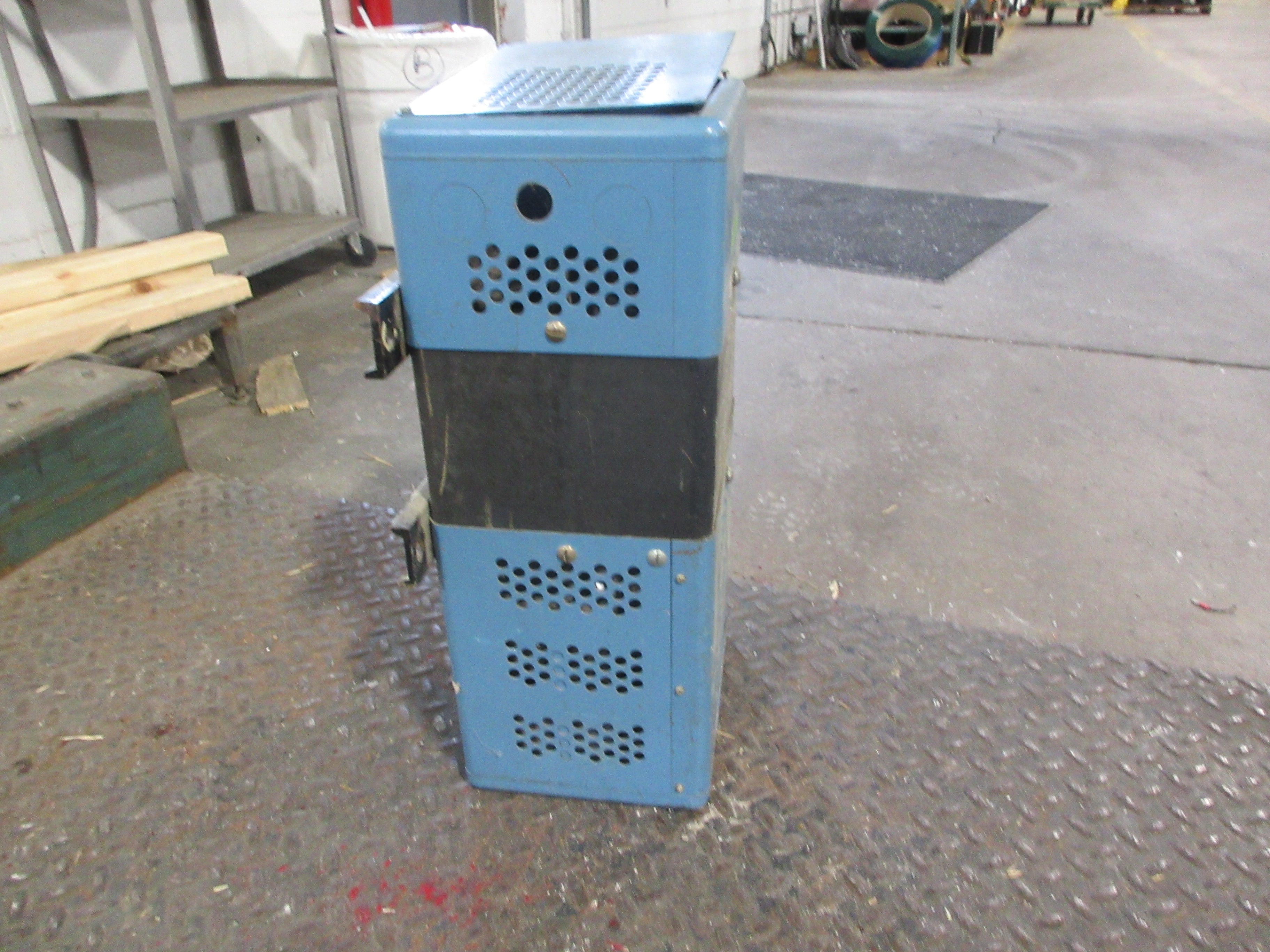 Sola Constant Voltage Transformer 63-25-230-3 3000VA Used