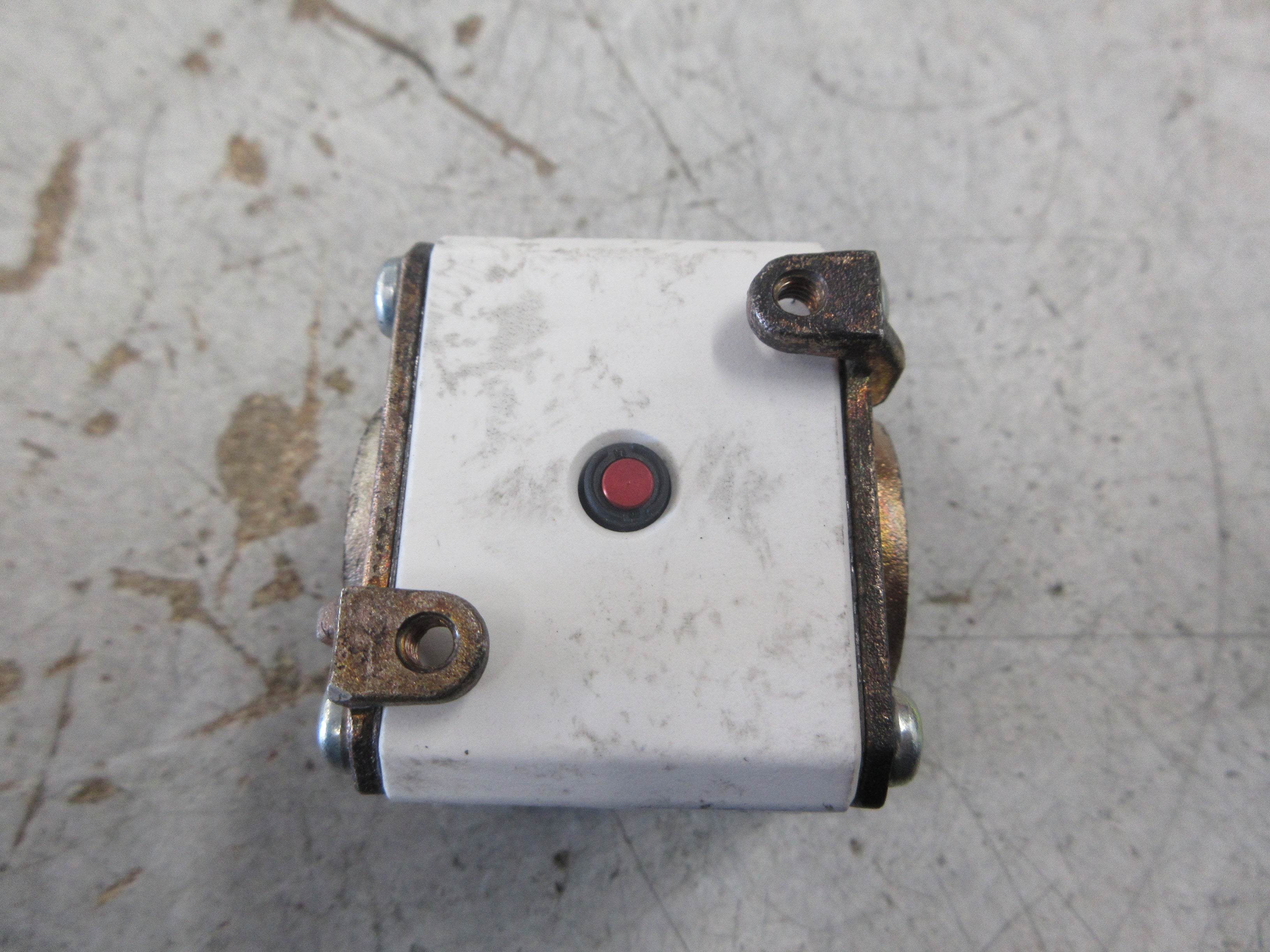 Mersen Ferraz Shawmut Protistor Fuse PC31UD69V630TF 630A 690V Used