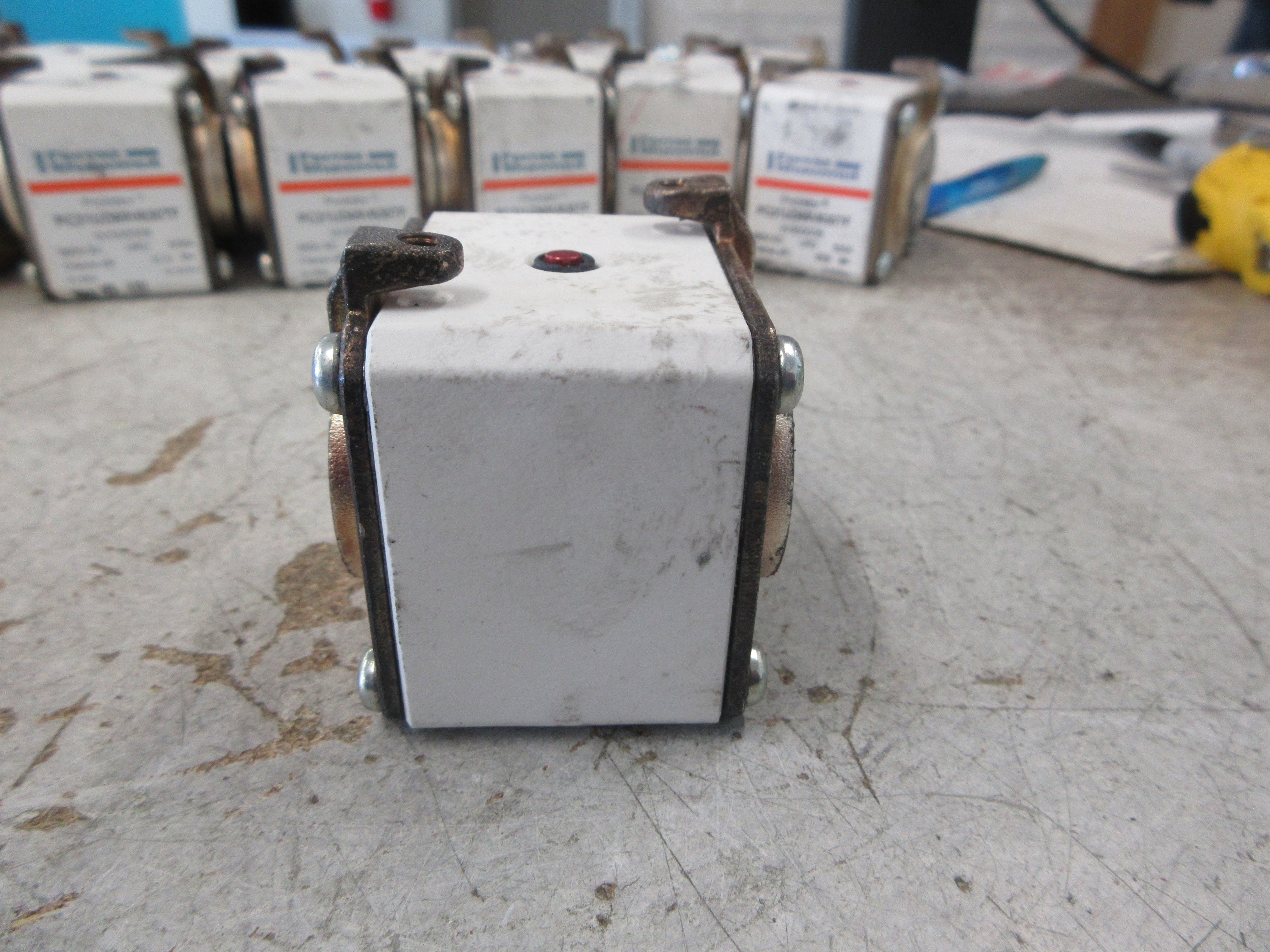 Mersen Ferraz Shawmut Protistor Fuse PC31UD69V630TF 630A 690V Used