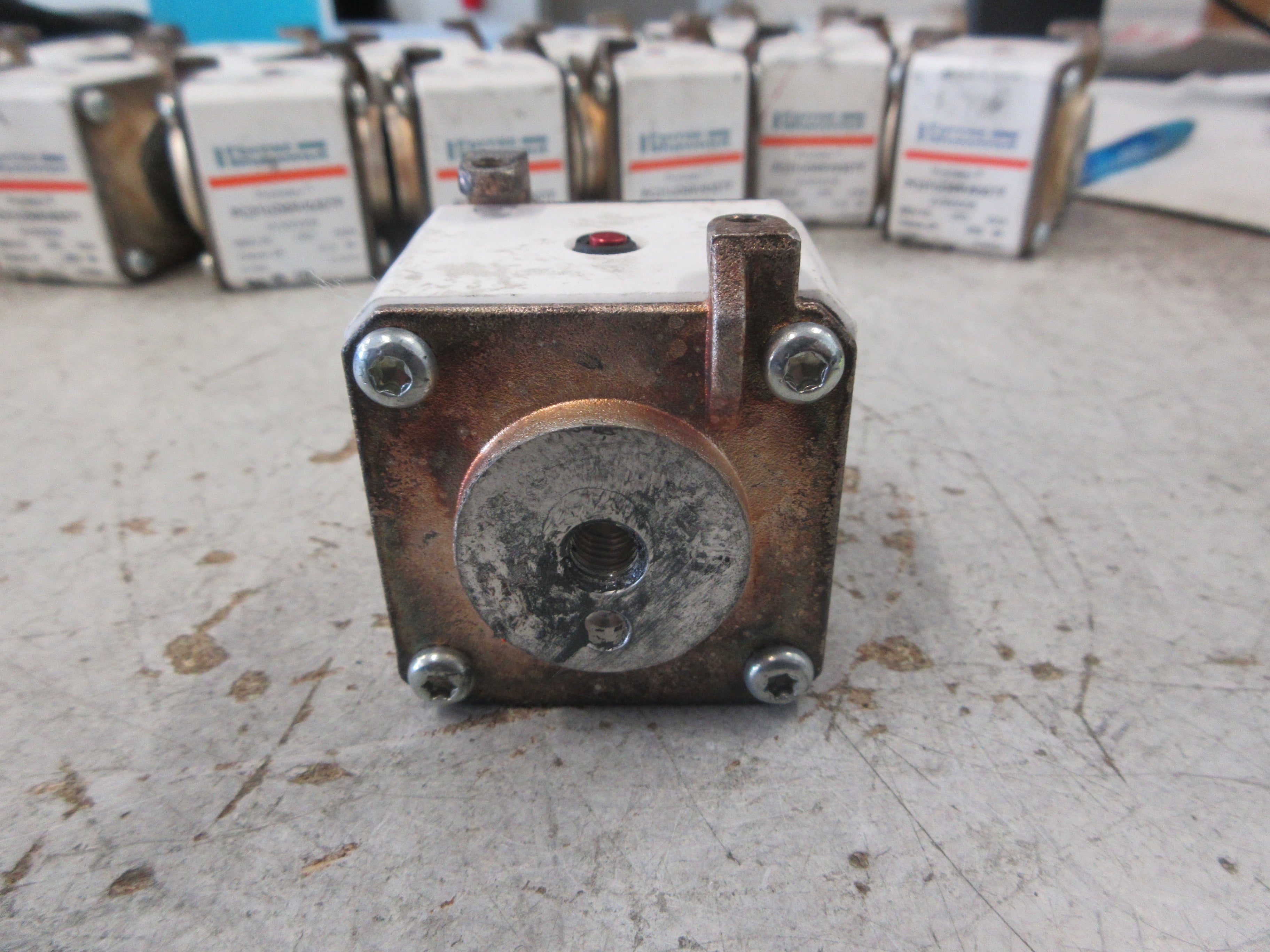 Mersen Ferraz Shawmut Protistor Fuse PC31UD69V630TF 630A 690V Used