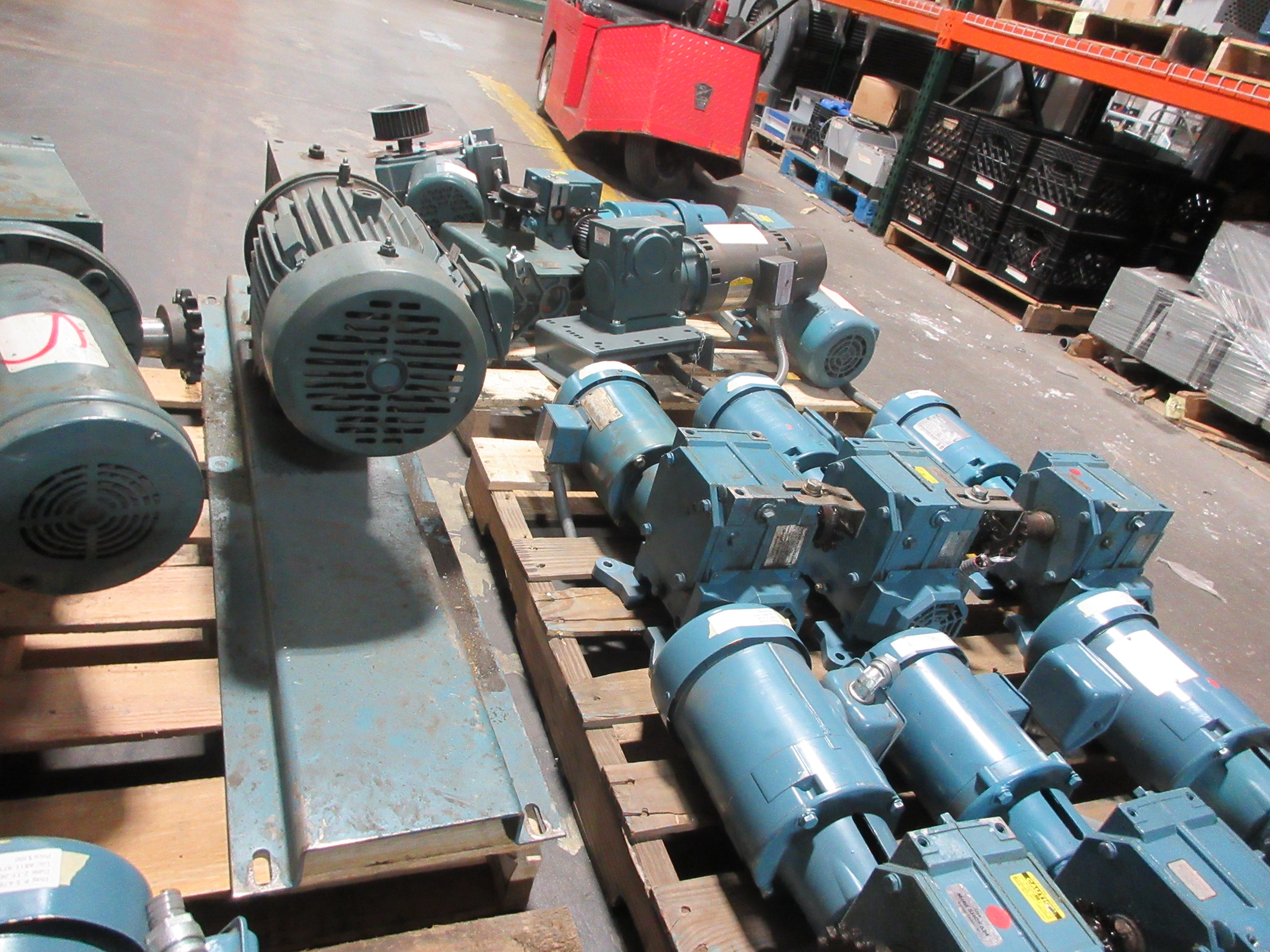 Reliance Electric Gearmotor P18G3883C 5HP 230/460V 1745RPM 13.0/6.5A Used