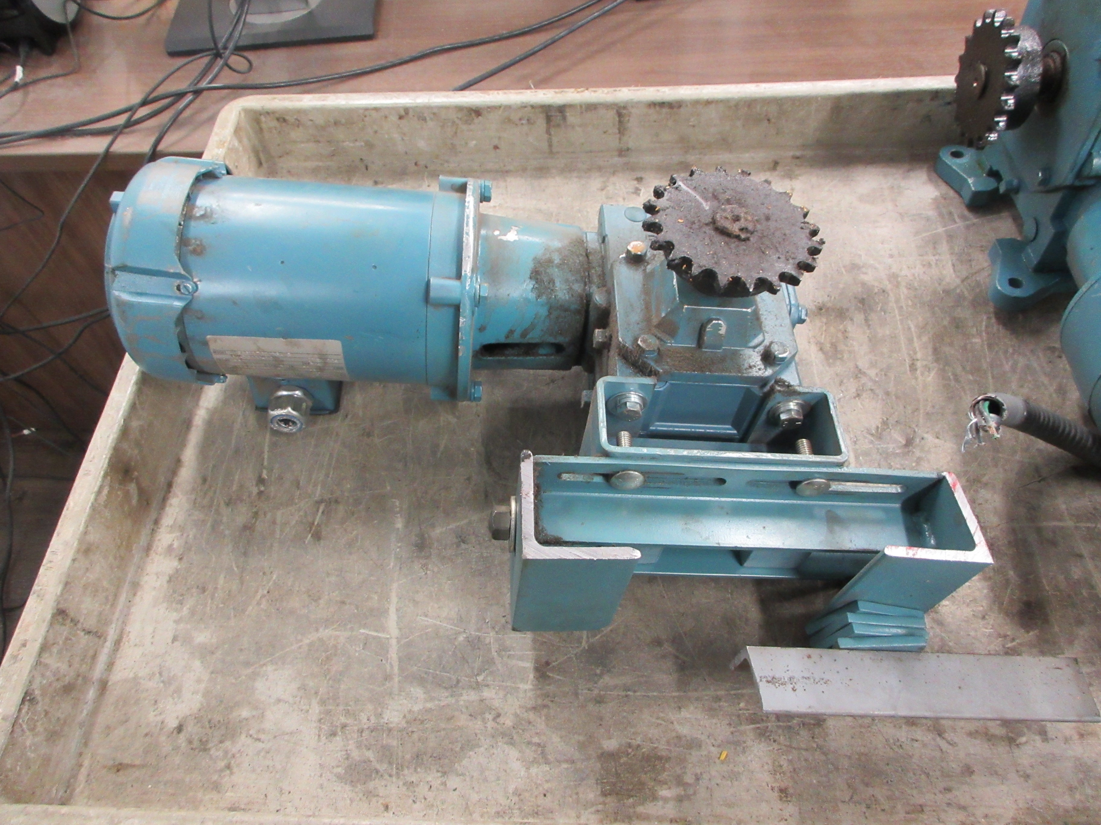 Electra-Gear Gearmotor 4VF56T17F2038A P / ABC21C512.5N/F 3/4HP Used