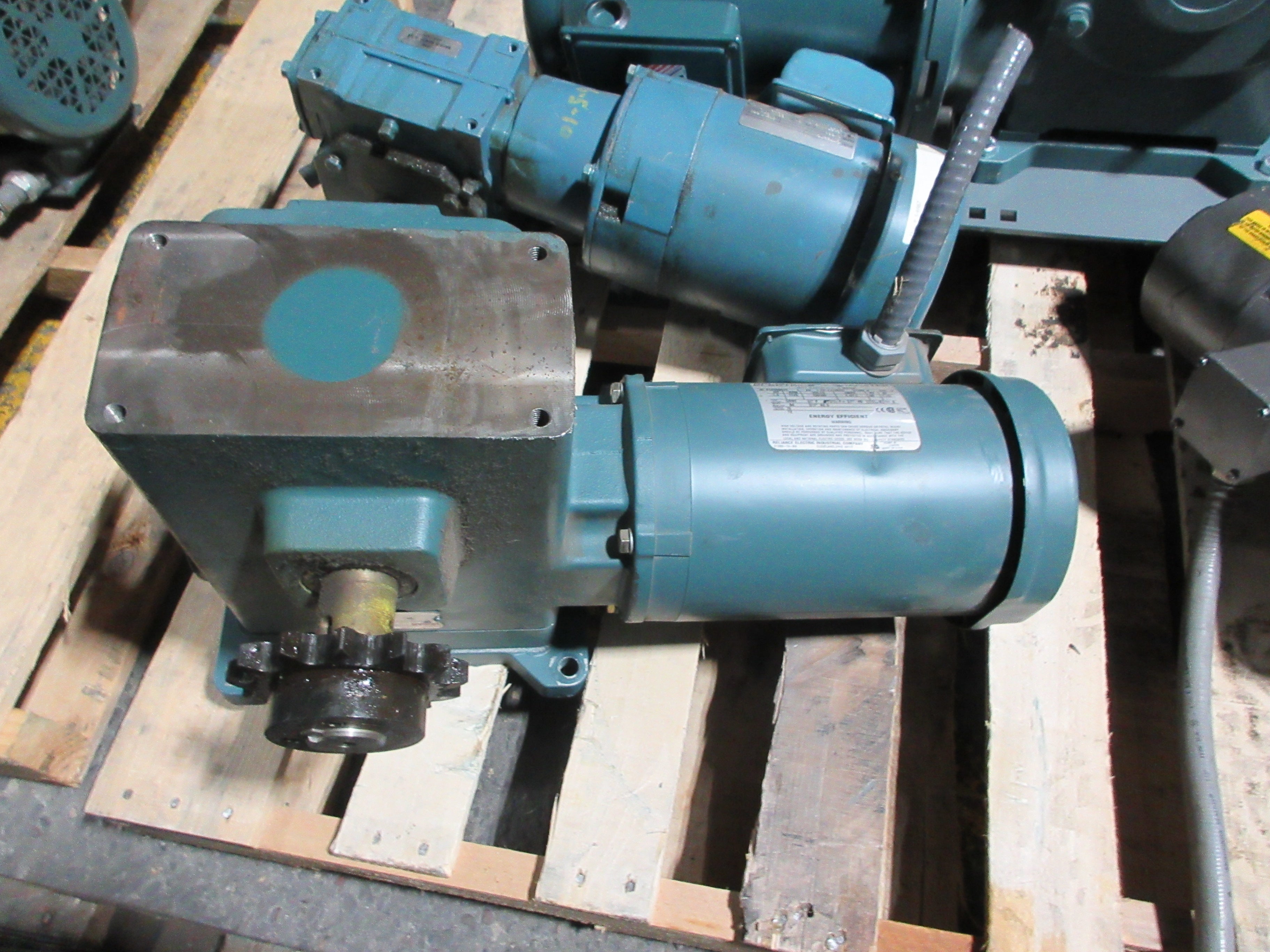Reliance / Dodge Gearmotor P14G9257T / MR94B29L1 K BD 1.5HP 1725RPM Motor Used