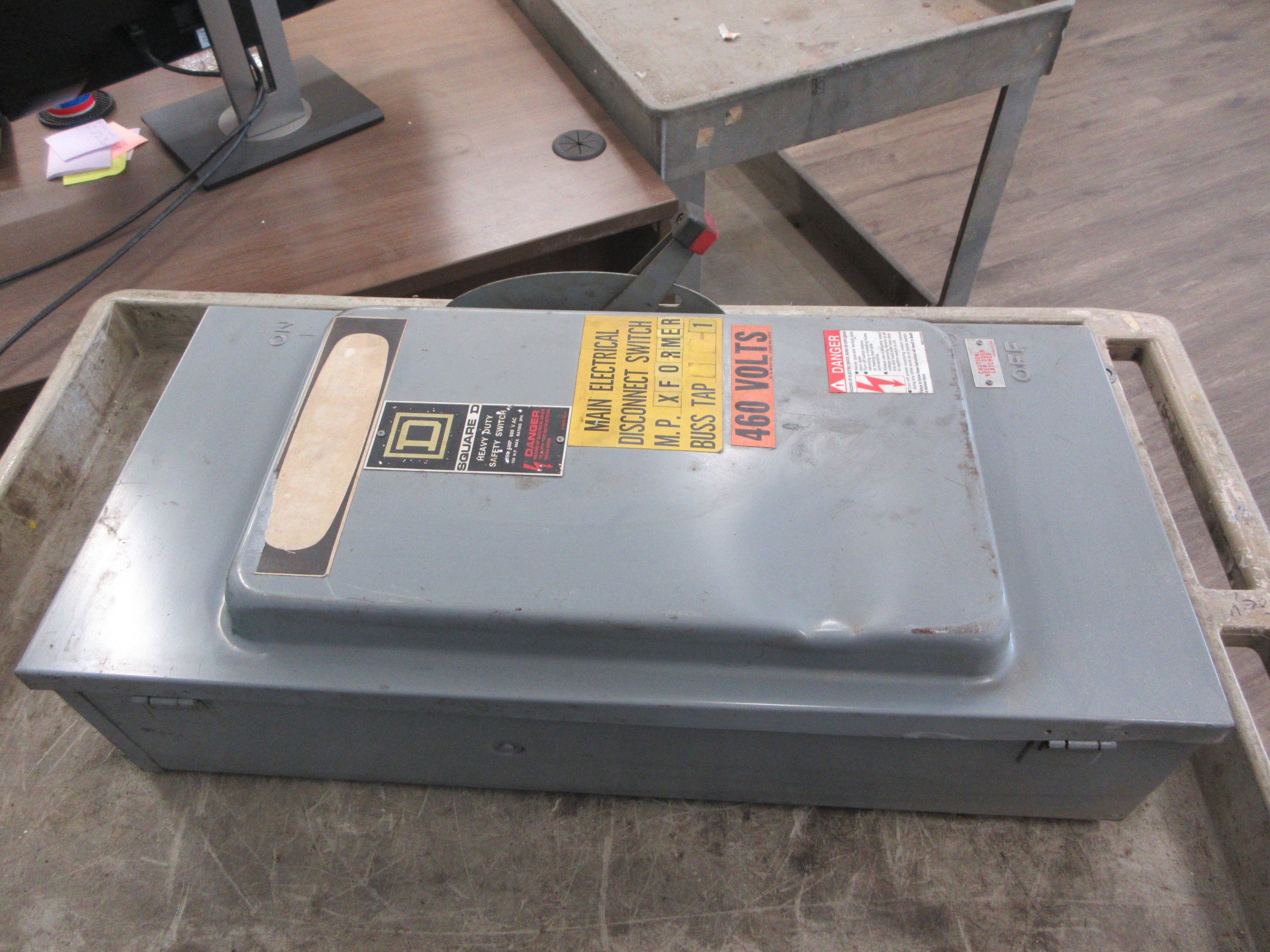 Square D 3R Fusible Safety Switch/Disconnect H-364AWK Ser. E1 200A 600V 3P Used
