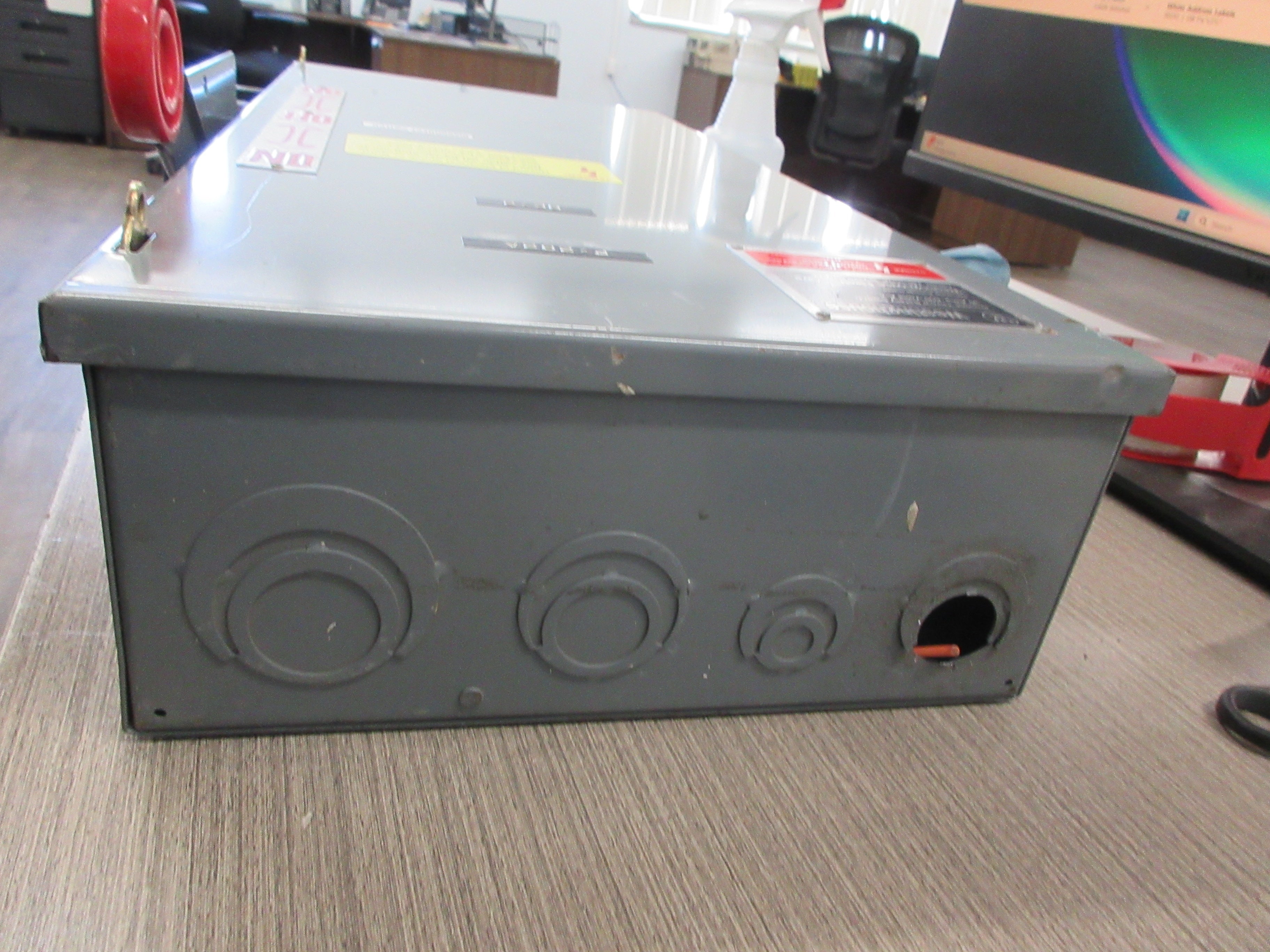 Westinghouse Non-Fusible Safety Switch/Disconnect XUK361 30A 600V 3P Used