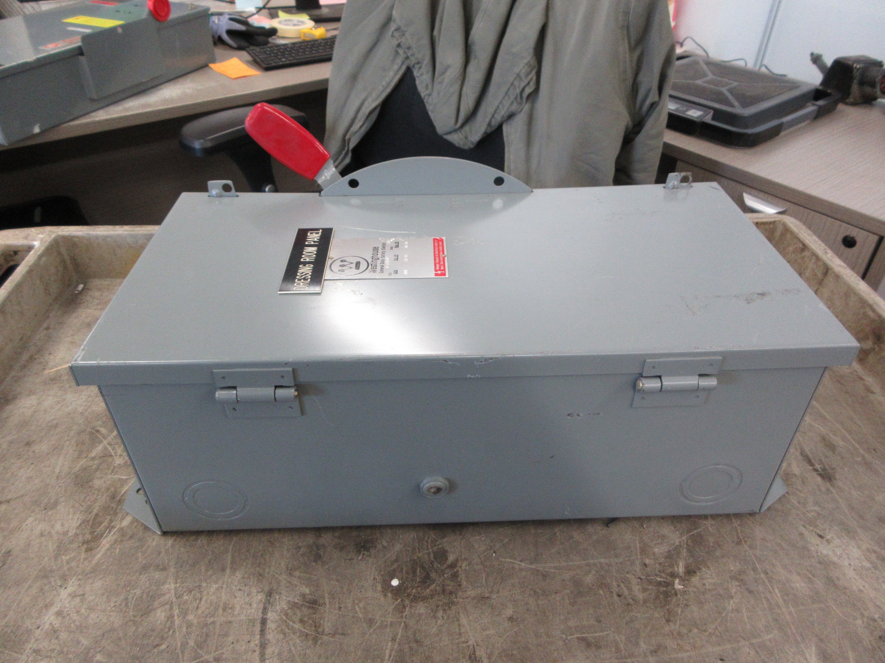 Westinghouse Fusible Safety Switch/Disconnect GFN423N 100A 240V 3P Used