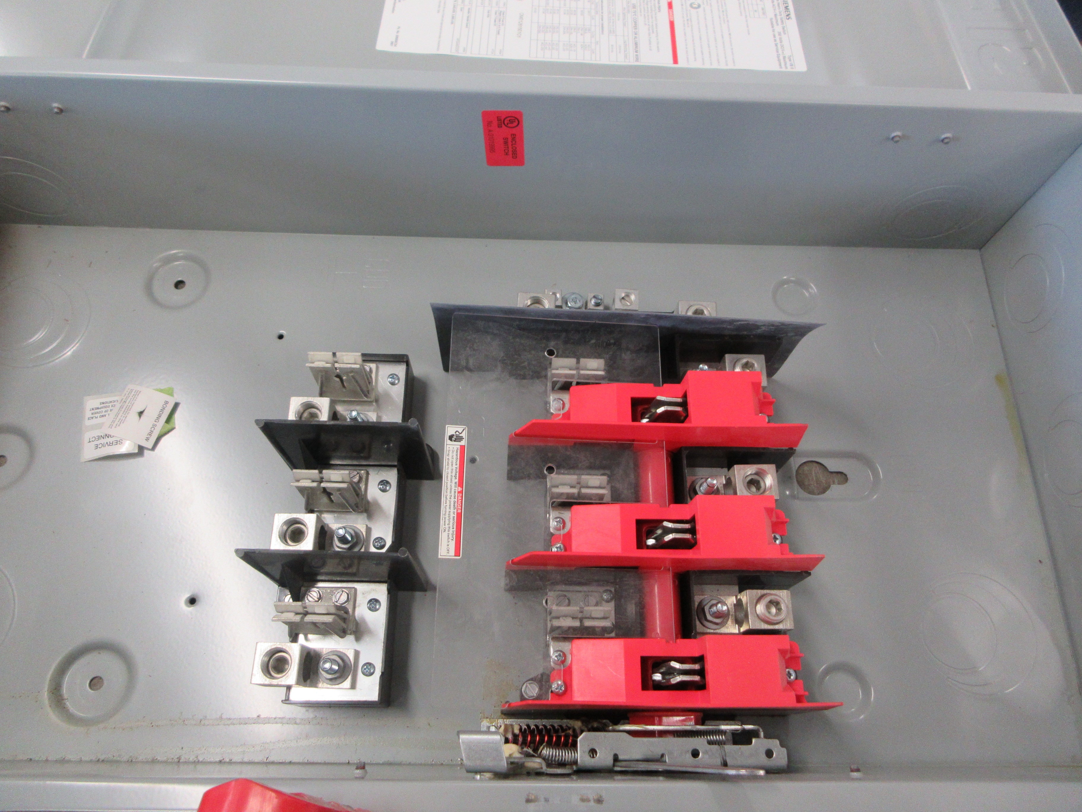 Siemens Fusible Safety Switch/Disconnect HF324N 200A 240V 3P Used