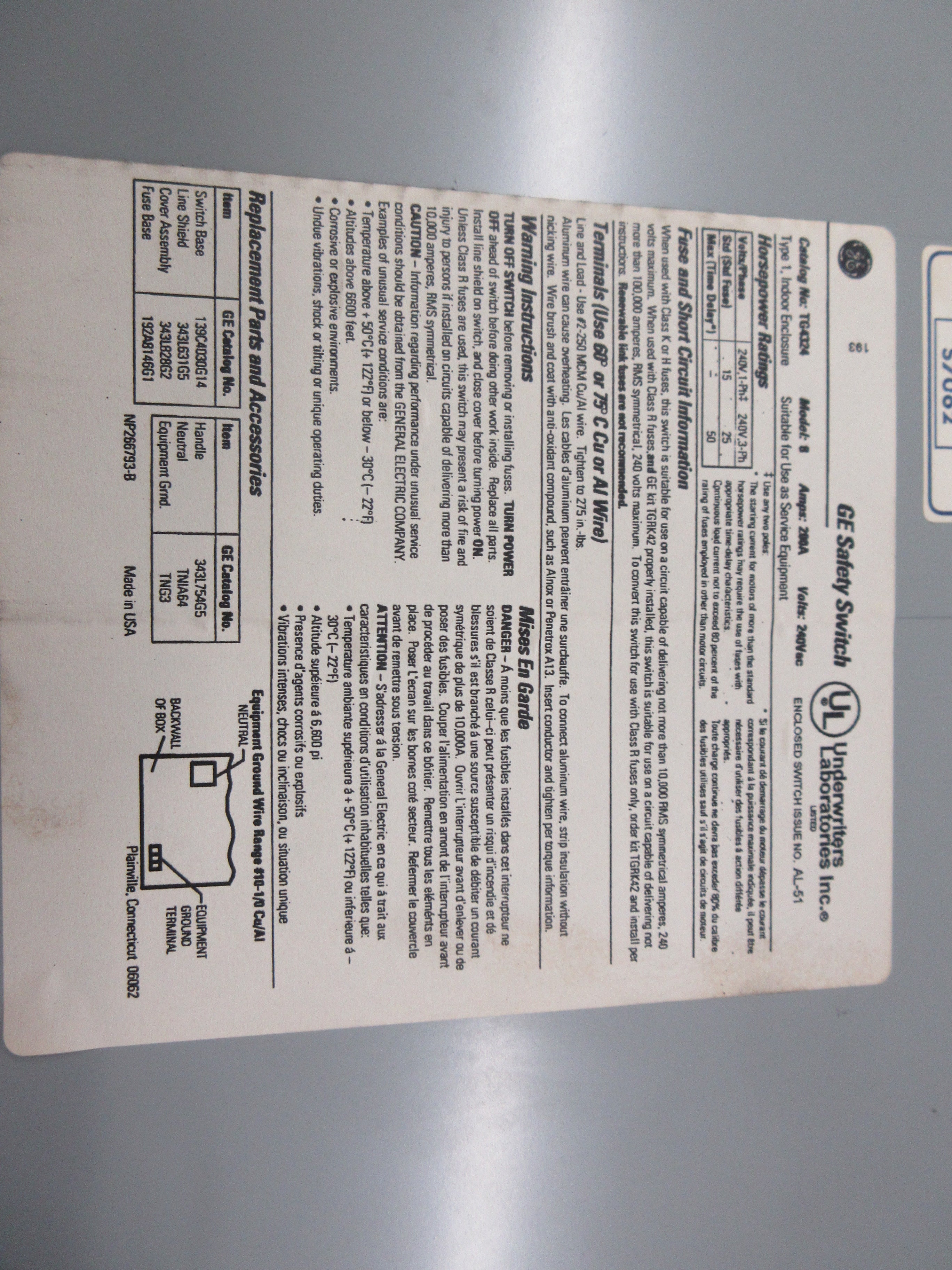 GE Fusible Safety Switch/Disconnect TG4324 Mod. 8 200A 240V 3P Used