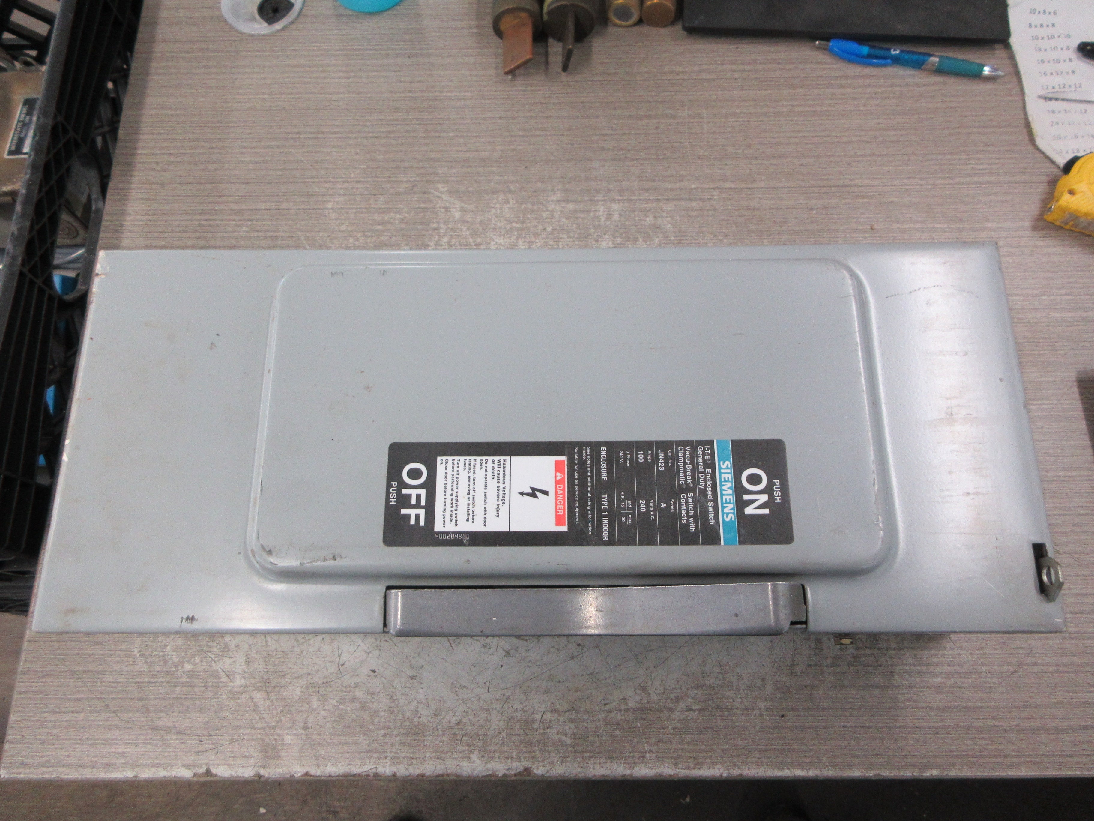Siemens Fusible Safety Switch/Disconnect JN423 Ser. A 100A 240V 3P Used