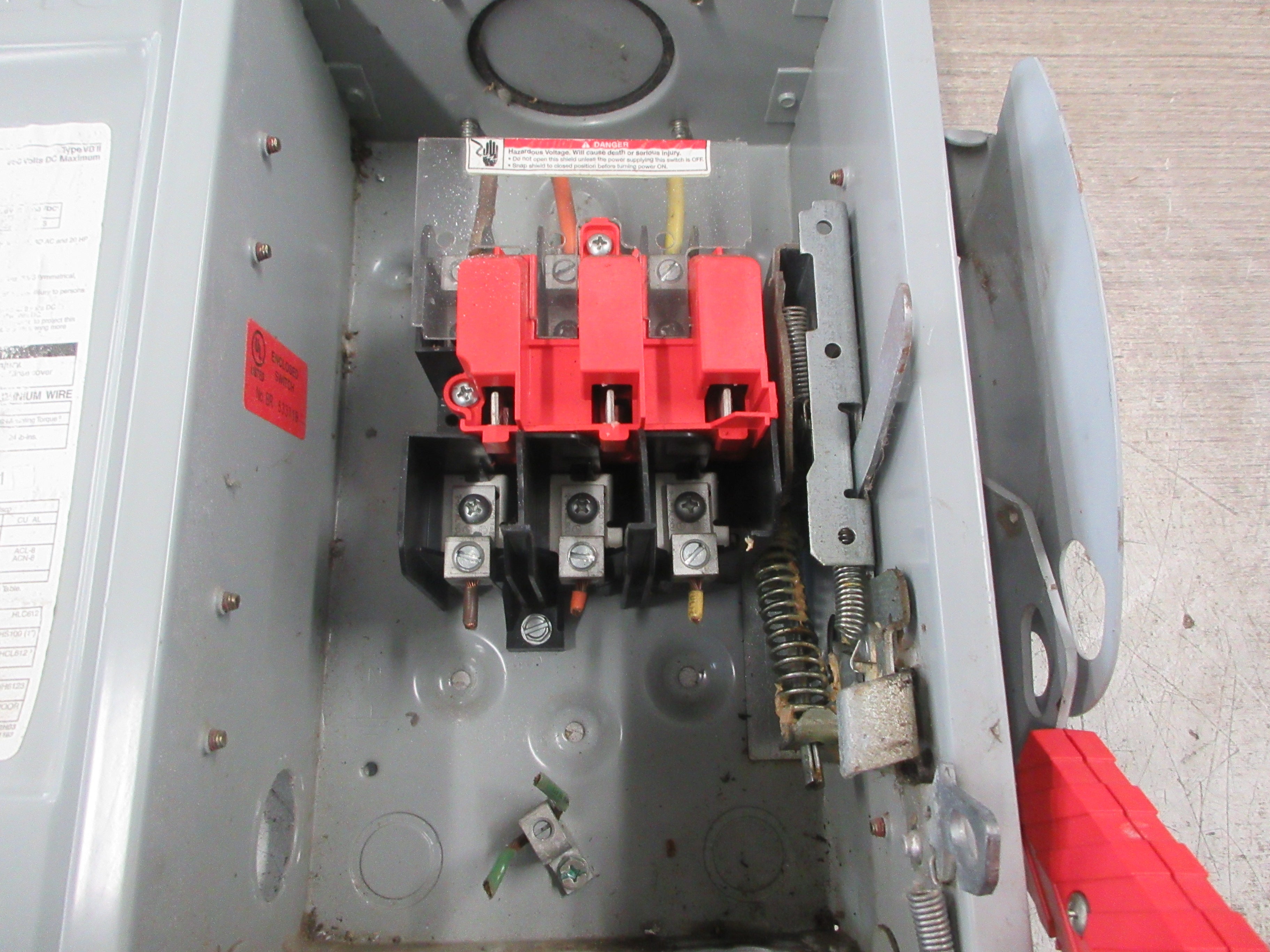 Siemens Non-Fusible 3R Safety Switch/Disconnect HNF361R 30A 600V 3P Used