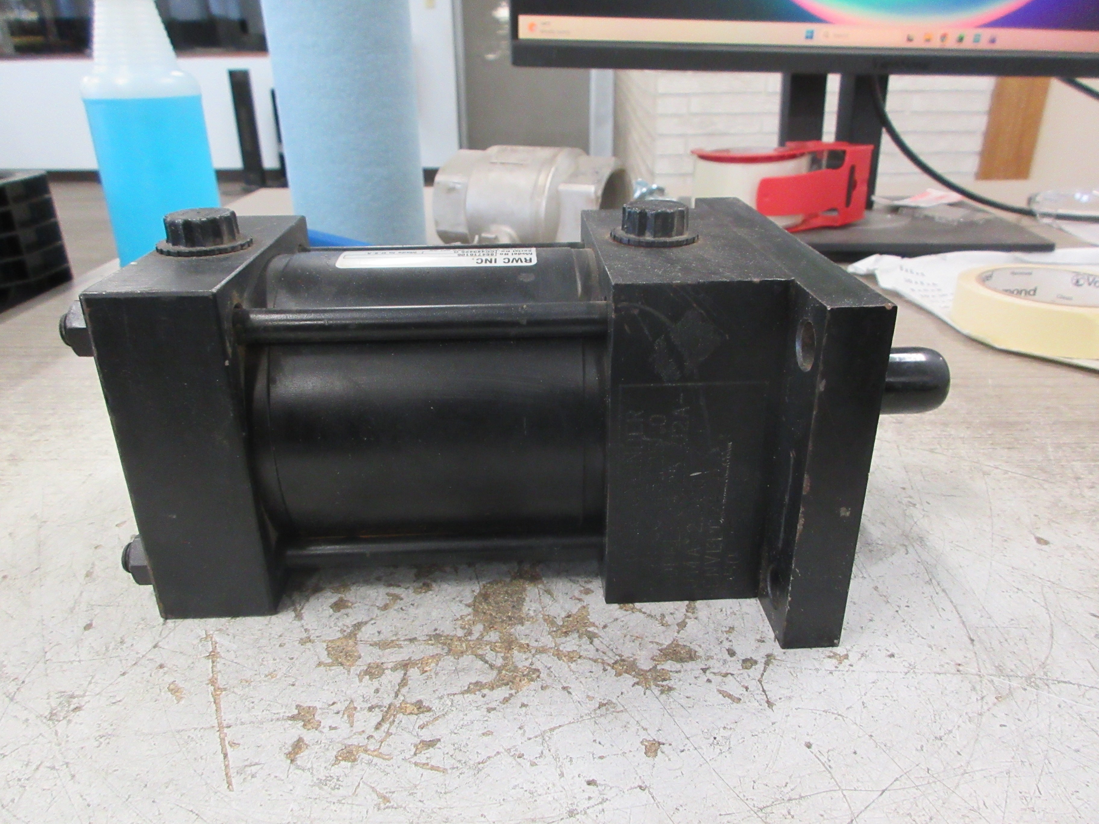 RWC Air Cylinder 884716106 250 PSI Used