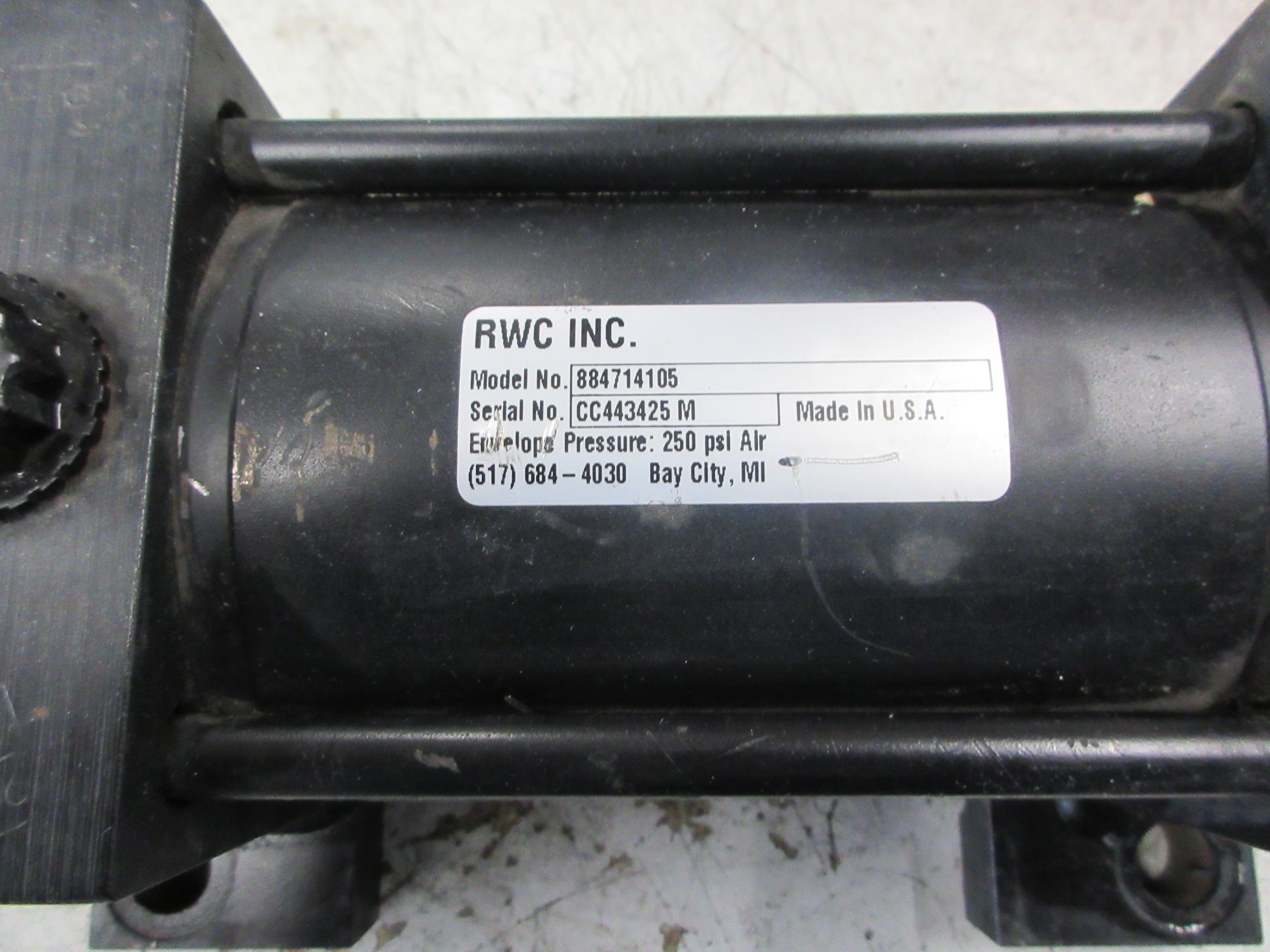 RWC Air Cylinder 884714105 250 PSI Used