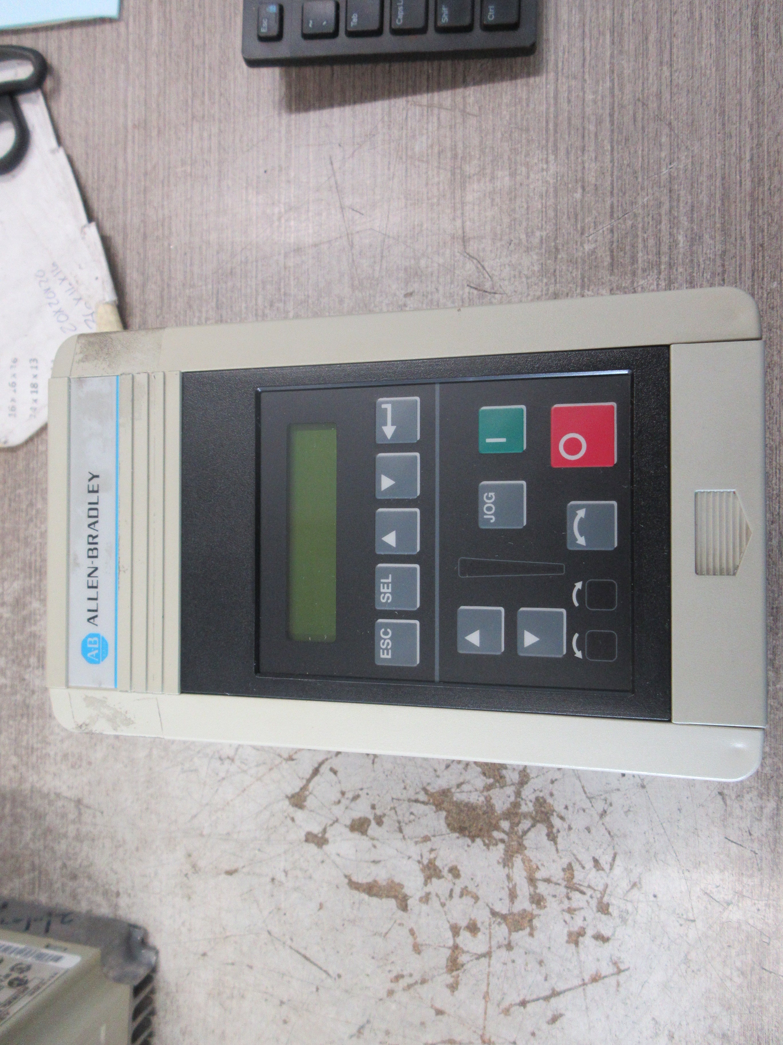 Allen-Bradley AC Drive 1305-AA04A Ser. A 1HP 3Ph Used