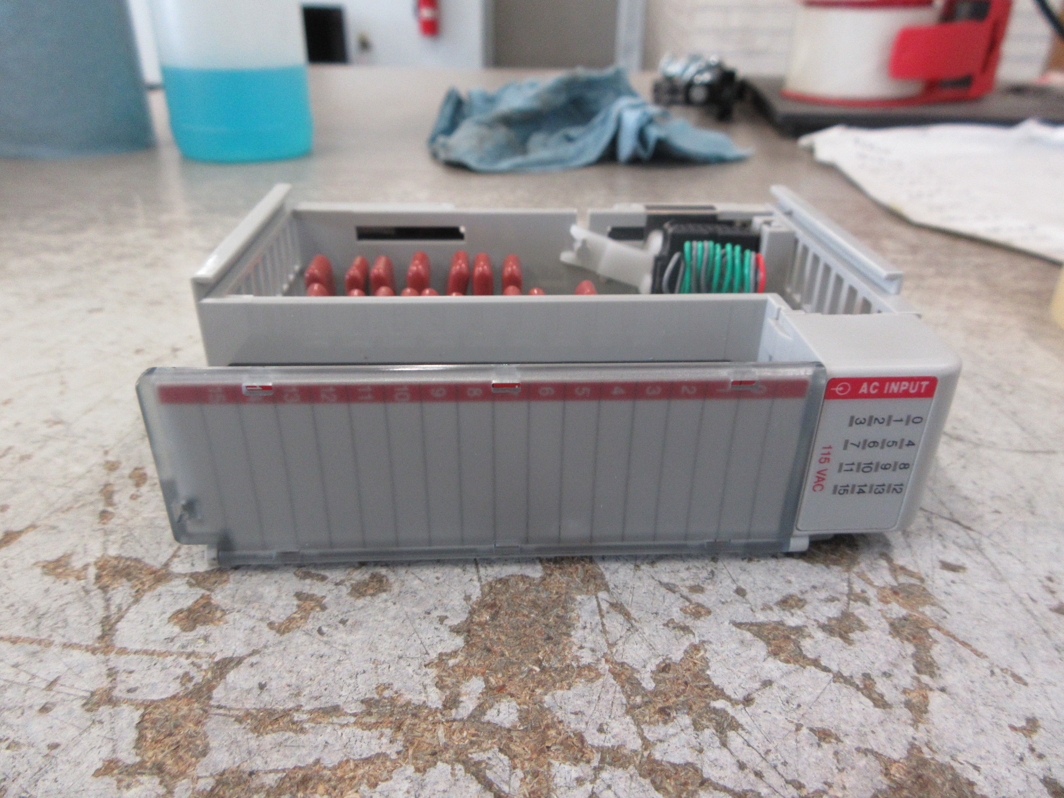 Allen-Bradley Compact I/O Input Module 1769-IA16 Ser. A F/W Rev. 3.1 Rev. 2 Used