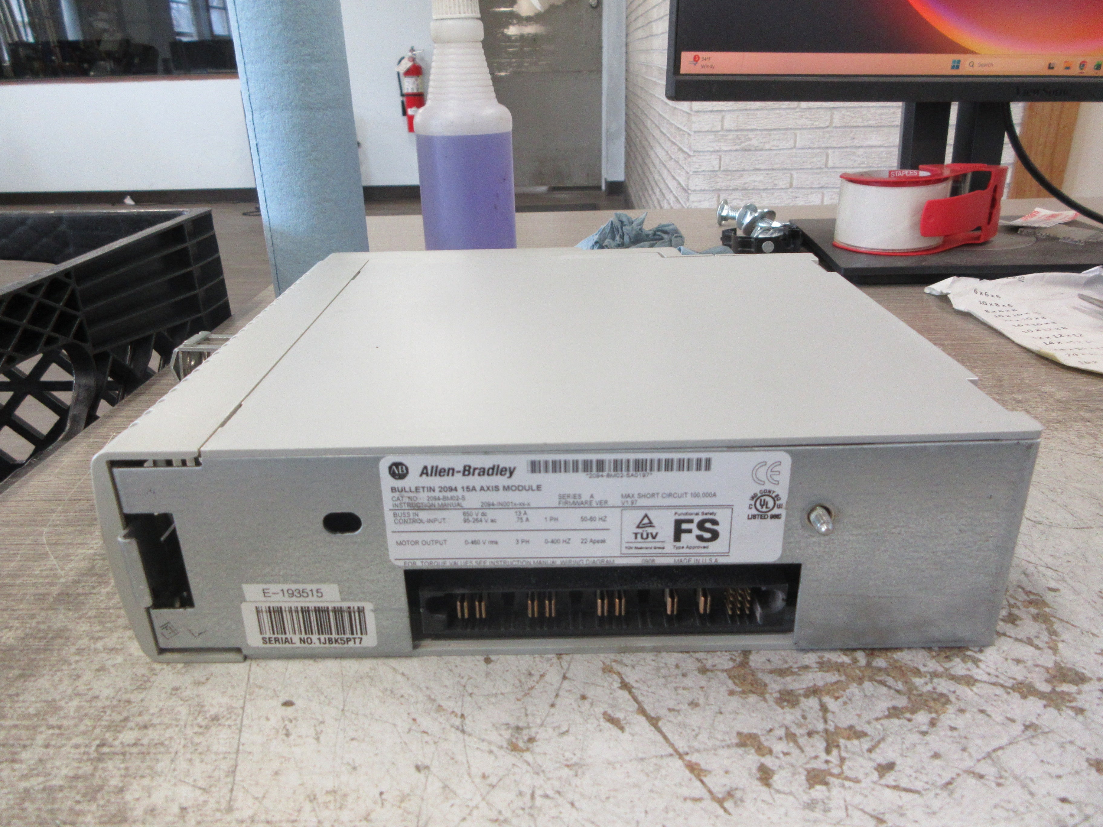 Allen-Bradley Kinetix 6000 Servo Drive Axis Module 2094-BM02-S Ser. A Used