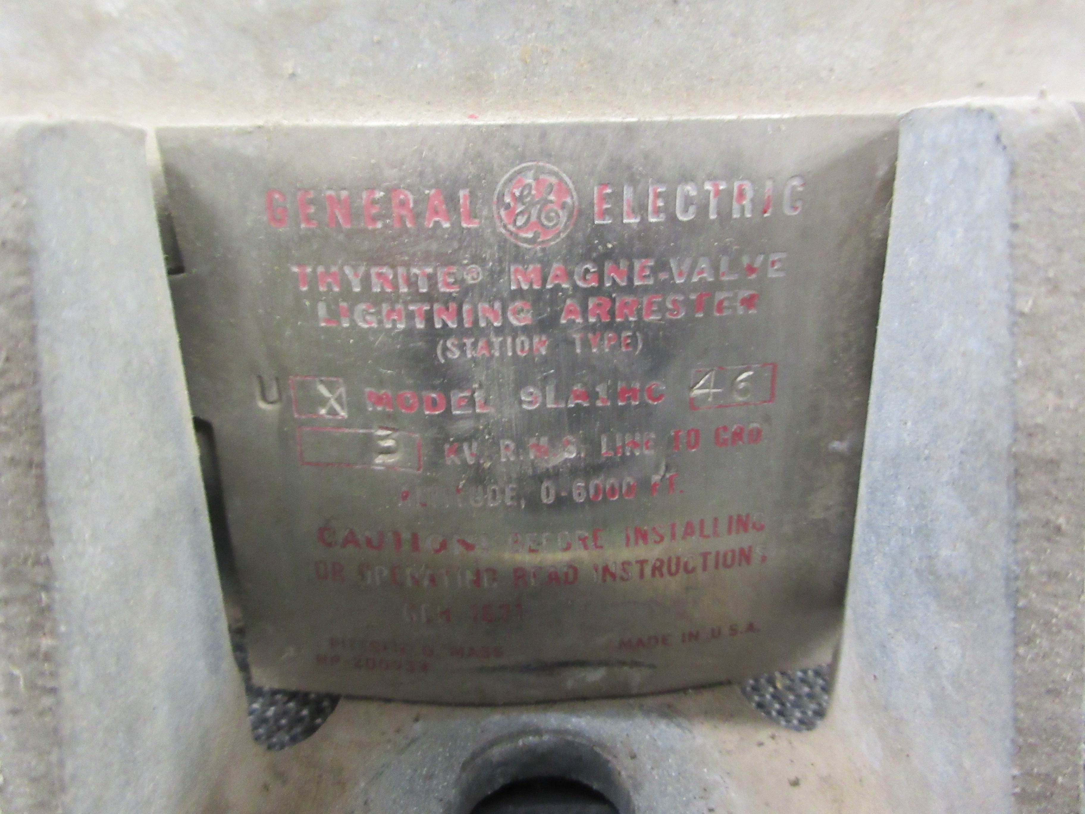 GE Thyrite Magne-Valve Lightning Arrester 9LA1HC46 3KV Used