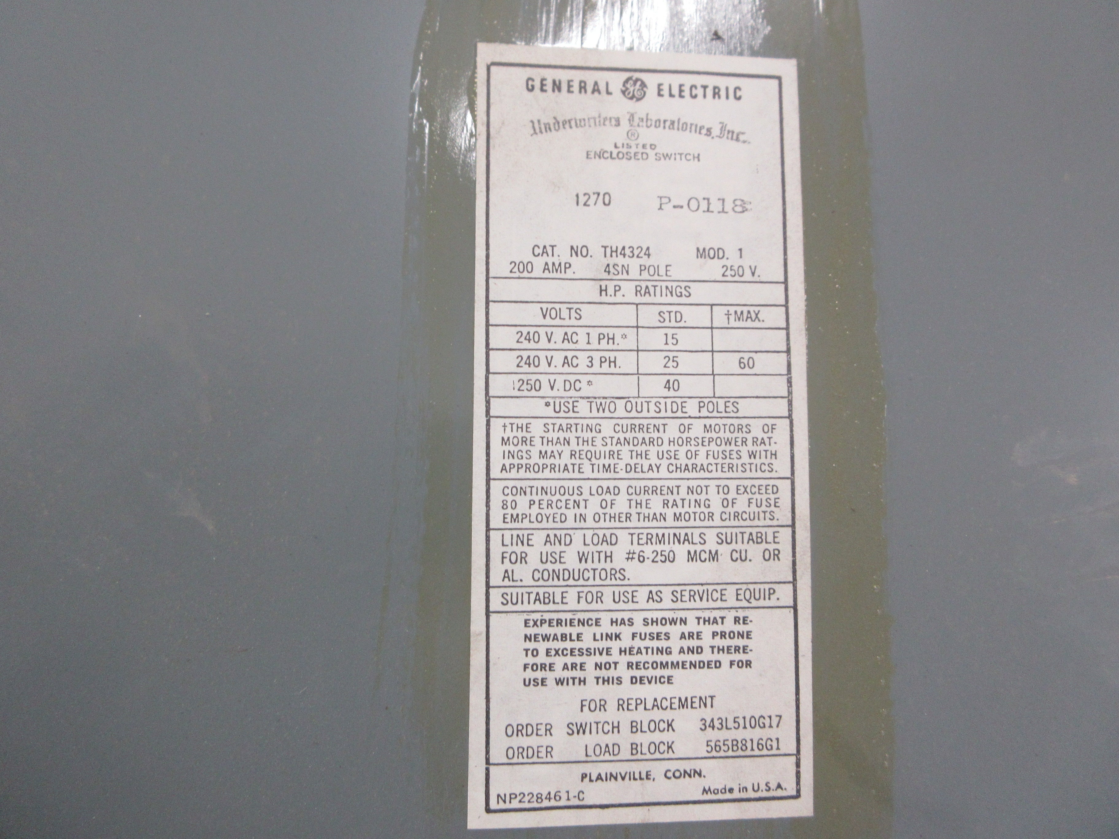 GE Fusible Safety Switch/Disconnect TH4324 Mod. 1 200A 250V 4W Used