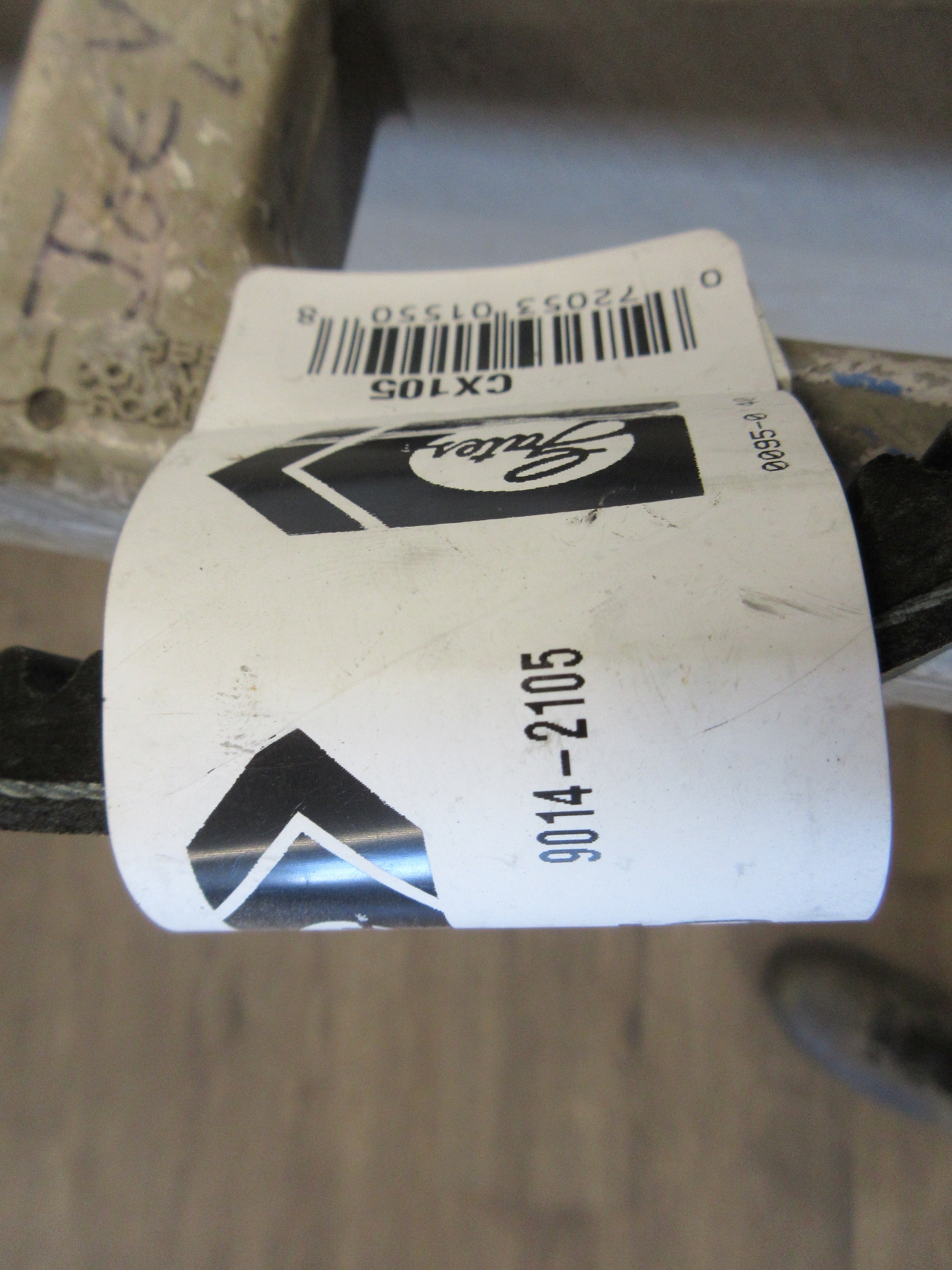 Gates CX105 Tri-Power Belt 9014-2105 *No Box* New Surplus