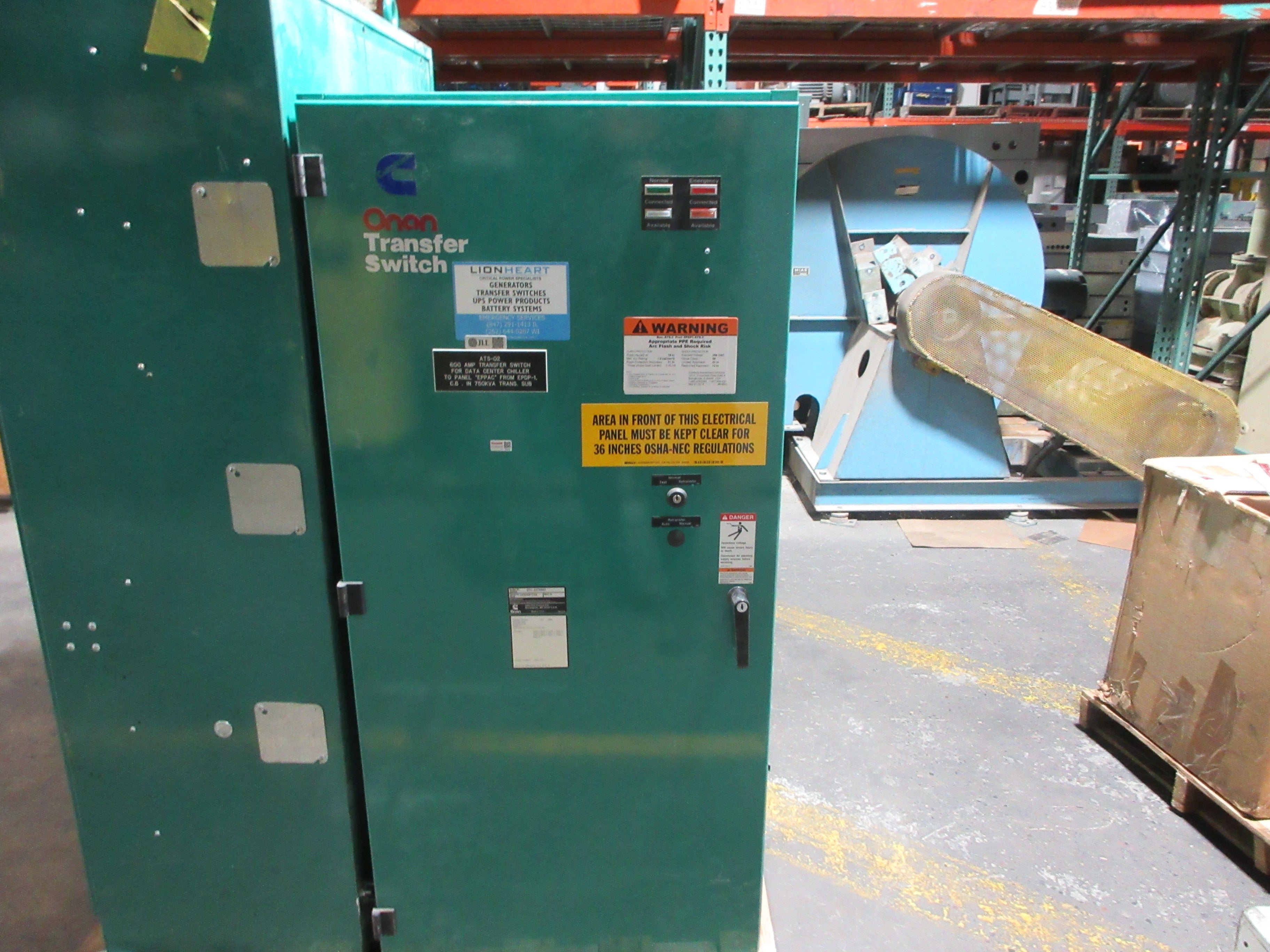 Cummins Onan Automatic Transfer Switch OTC-3379383 600A 208V 60Hz 4P Used