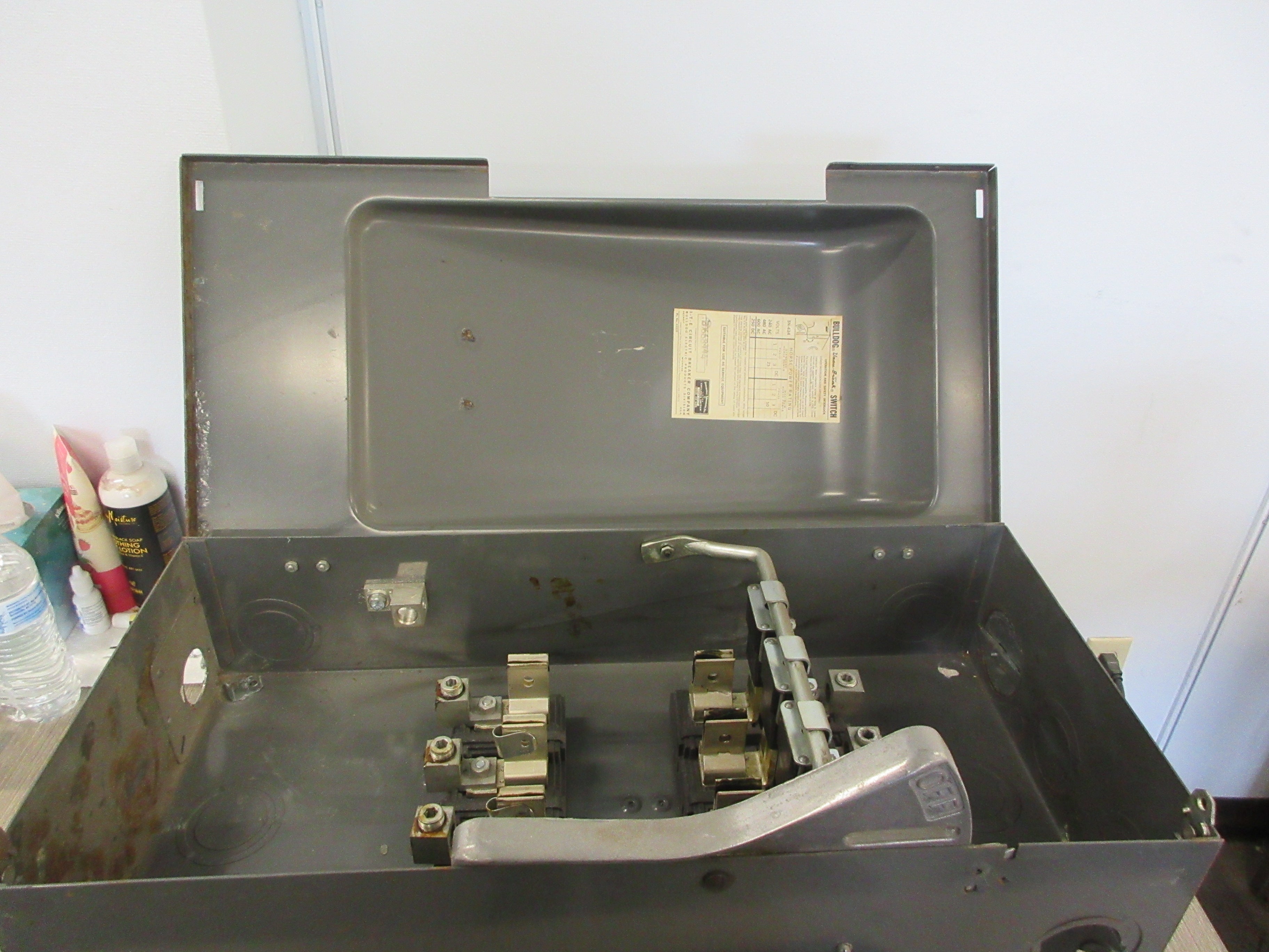 ITE Fusible Safety Switch/Disconnect SN 424 200A 240V 3P Used