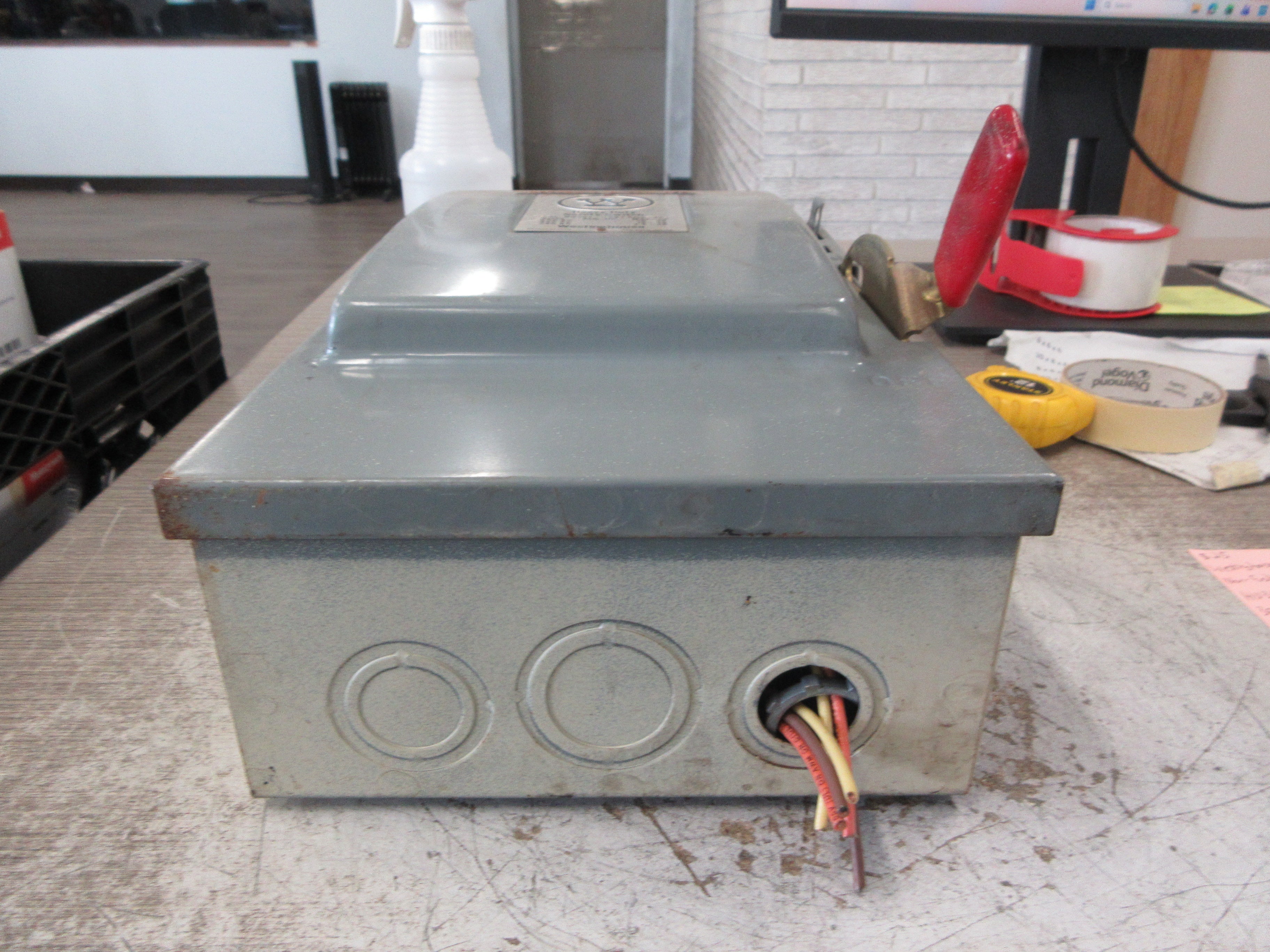 Westinghouse Non-Fusible Safety Switch/Disconnect HU361 30A 600V 3P Used