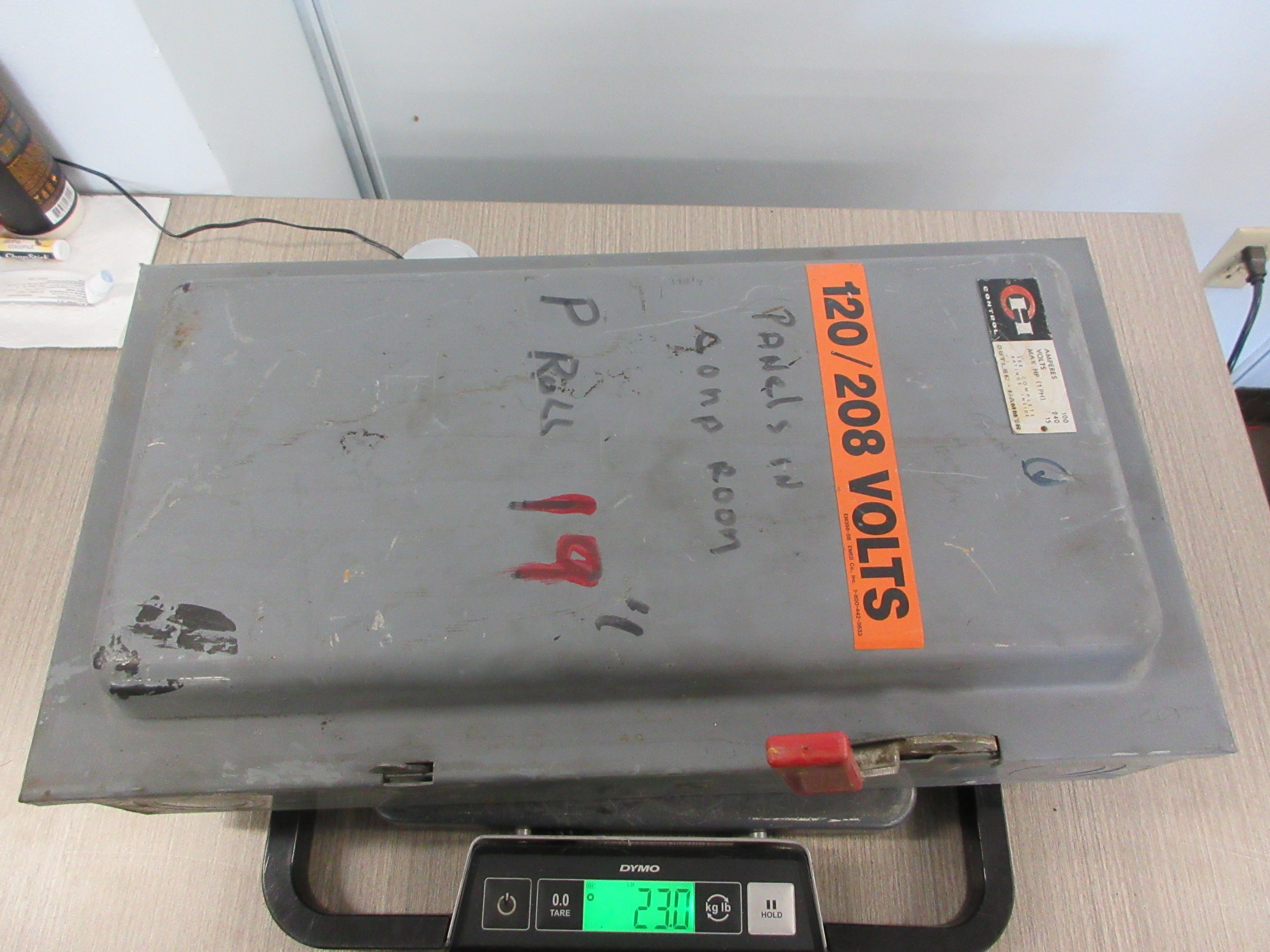 Cutler-Hammer Fusible Safety Switch/Disconnect 4105H343H 100A 125/250V 2P Used
