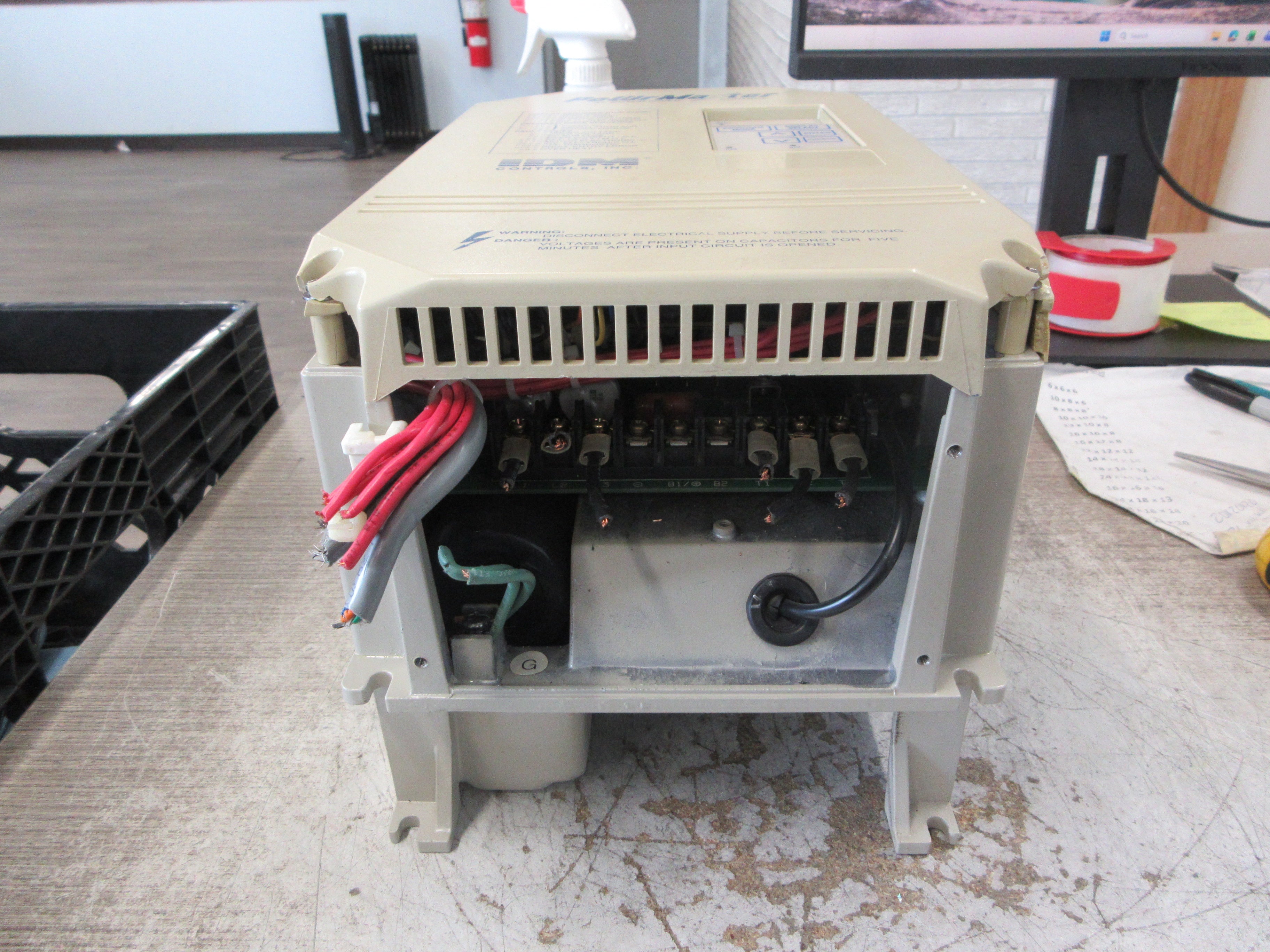 IDM Controls PoWrMaster AC Drive CIMR-G3U45P5 7.5HP 3Ph Used