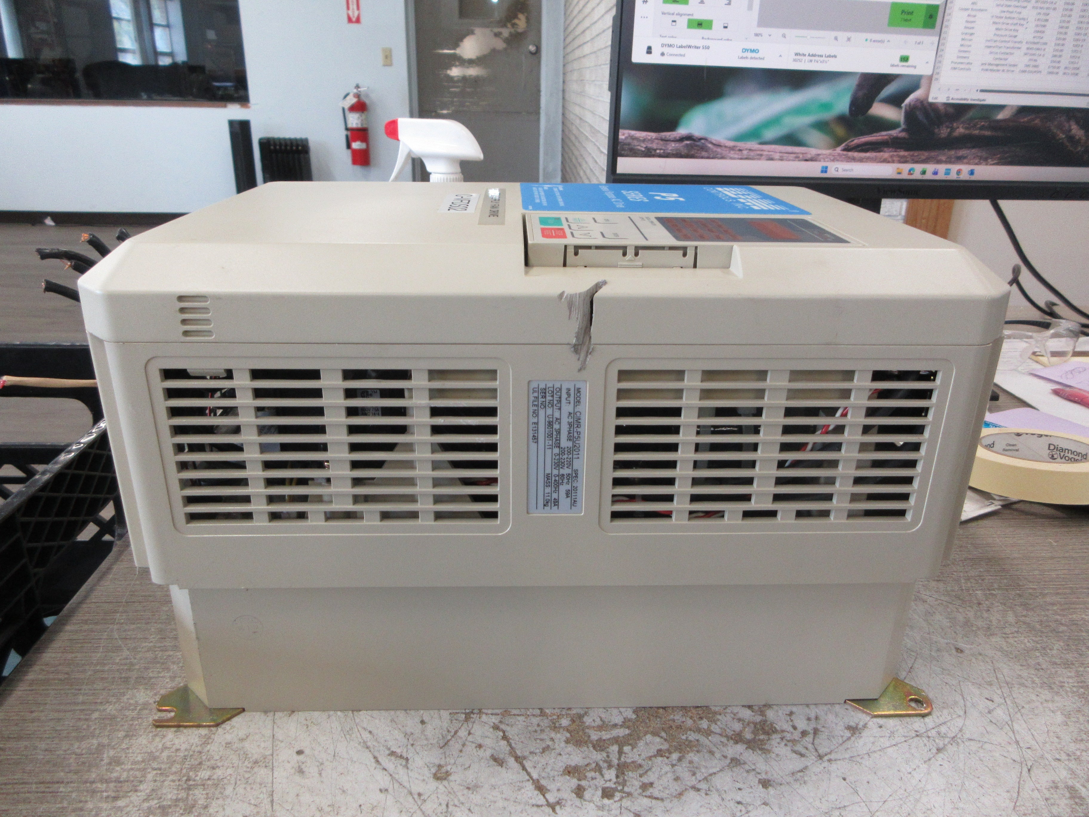 IDM Controls P5 Series AC Drive CIMR-P5U2011 20HP 3Ph Used