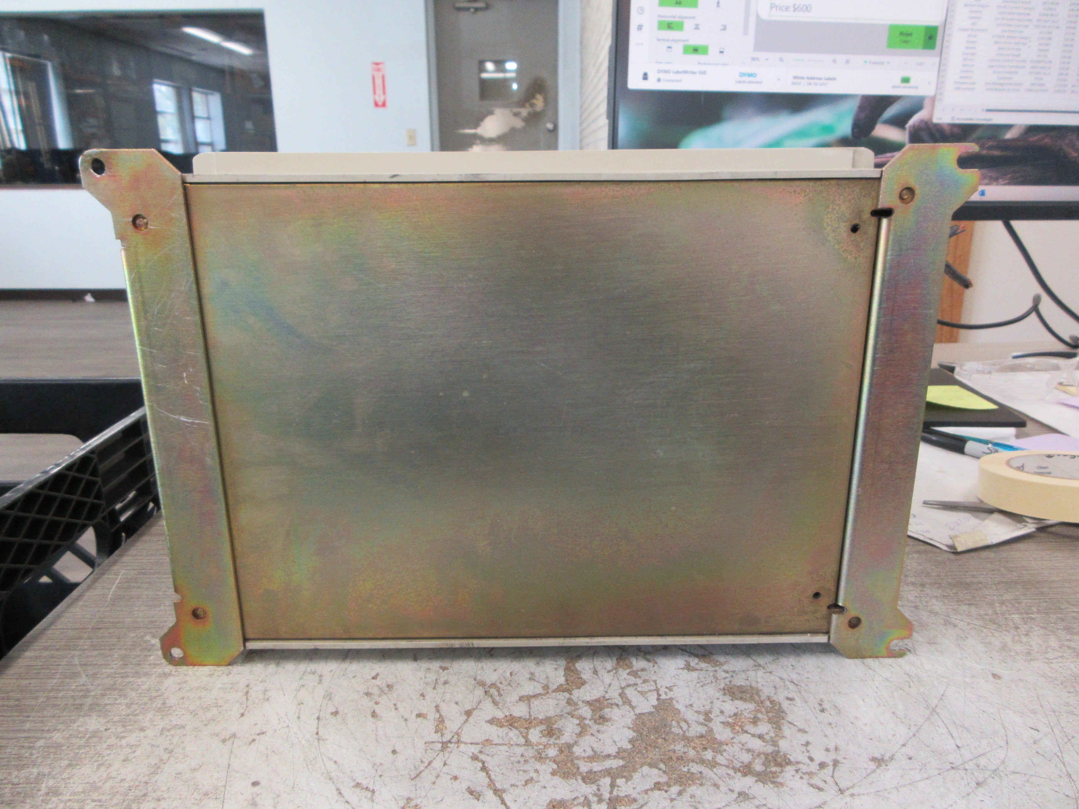 IDM Controls P5 Series AC Drive CIMR-P5U2011 20HP 3Ph Used