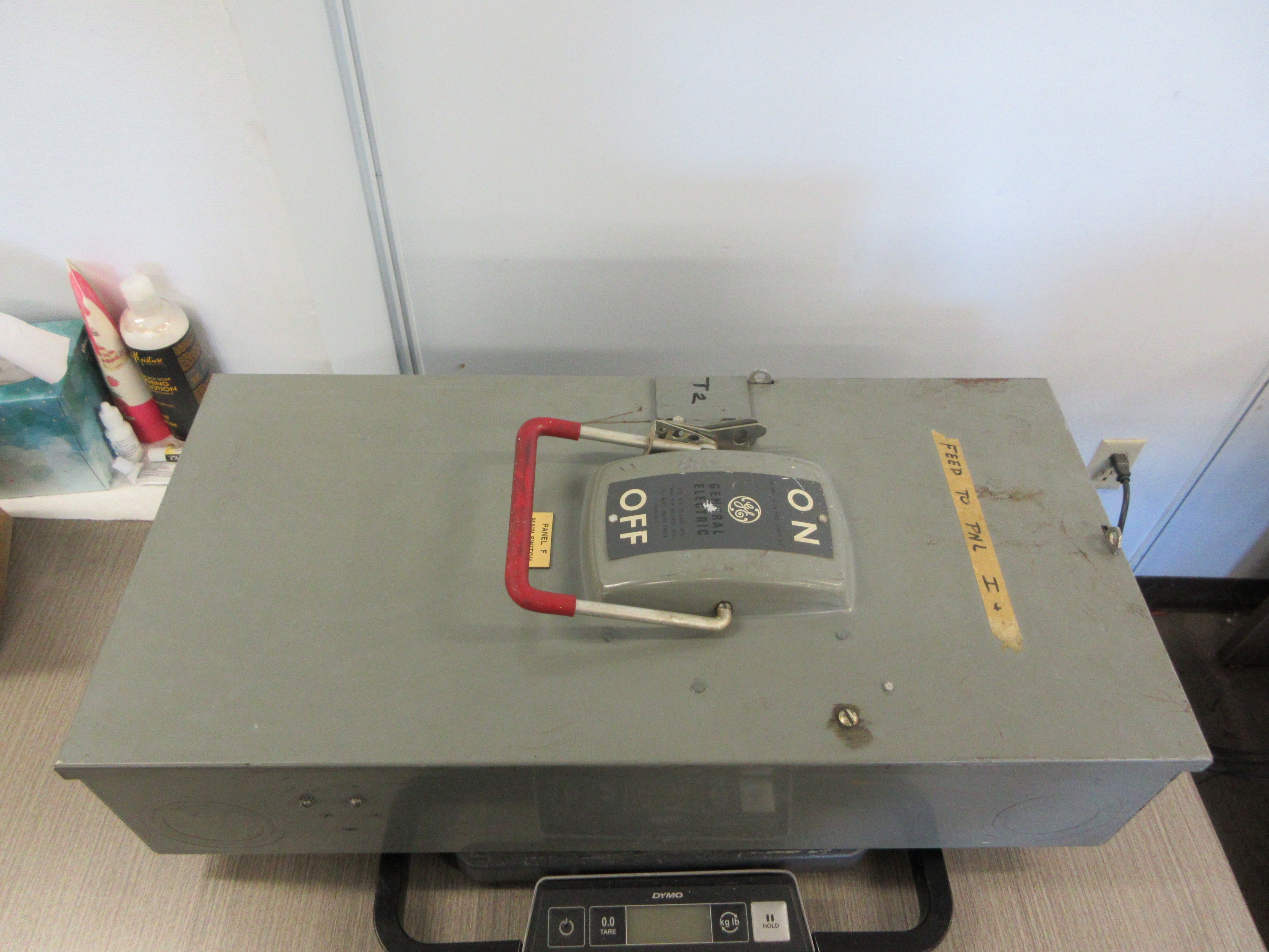 GE Fusible Safety Switch/Disconnect TH4324 Mod. 1 200A 250V 3P Used