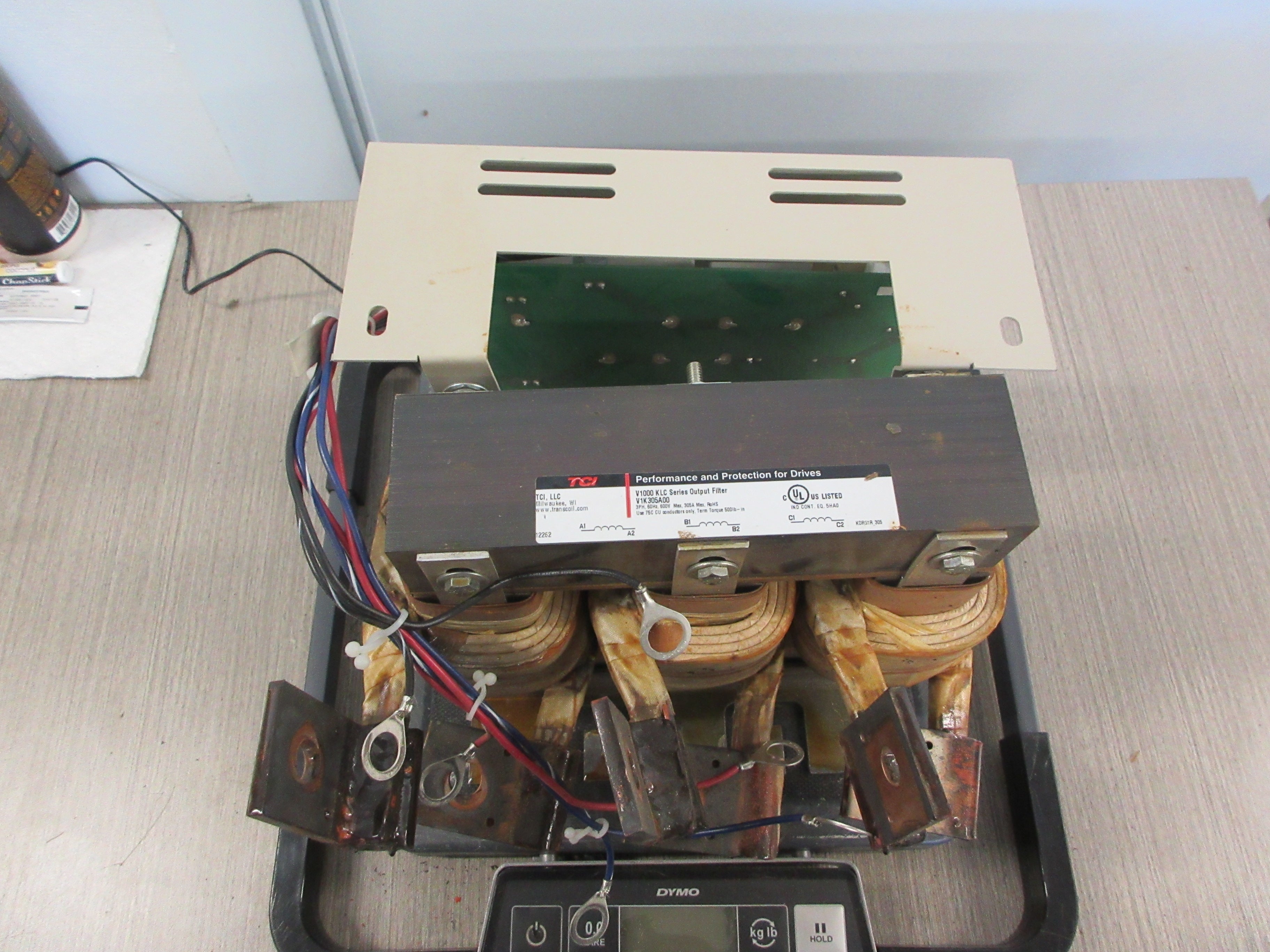 TCI V1000 KLC Series Output Filter V1K305A00 305A 600V 60Hz 3Ph Used