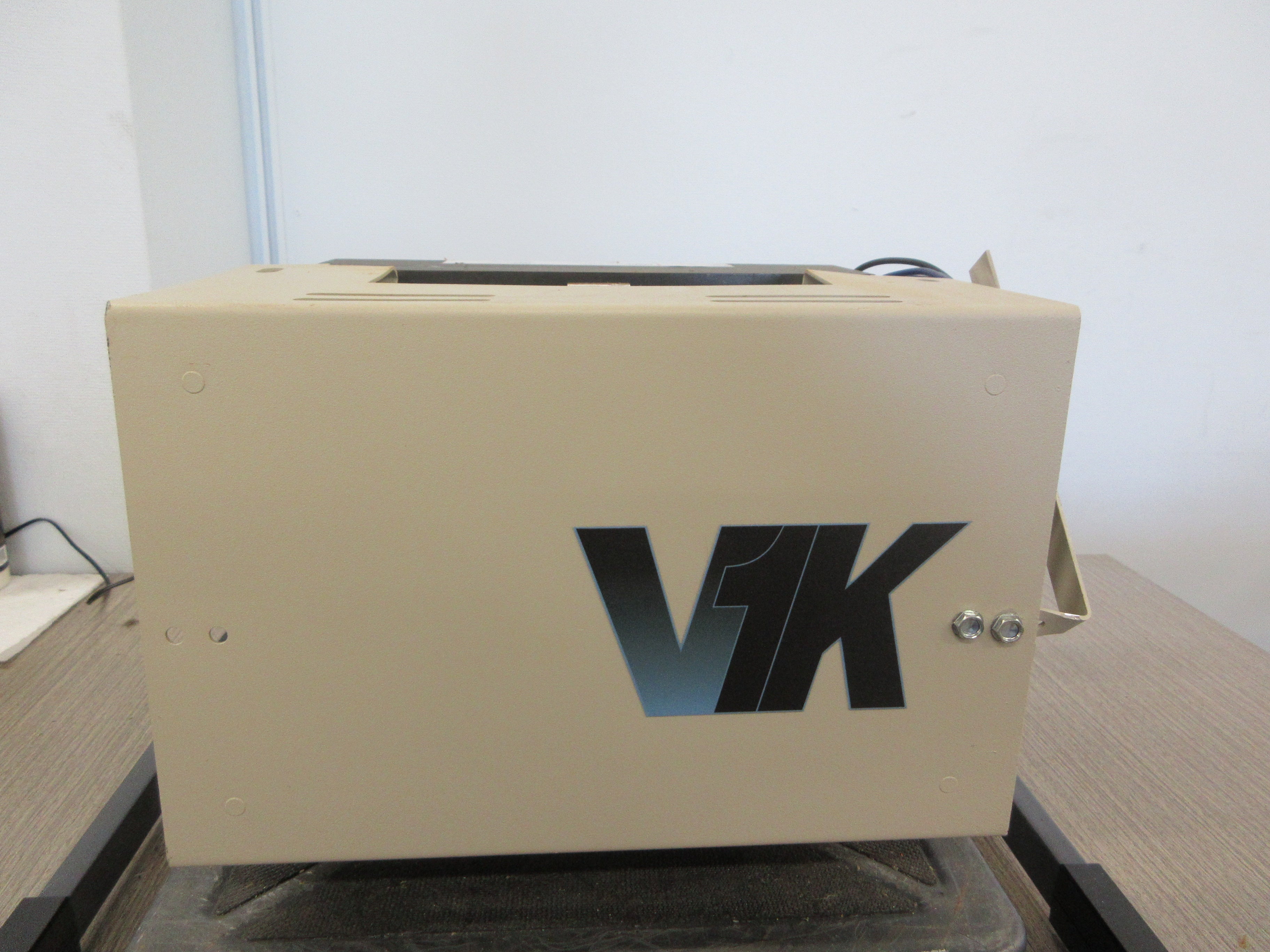 TCI V1000 KLC Series Output Filter V1K305A00 305A 600V 60Hz 3Ph Used