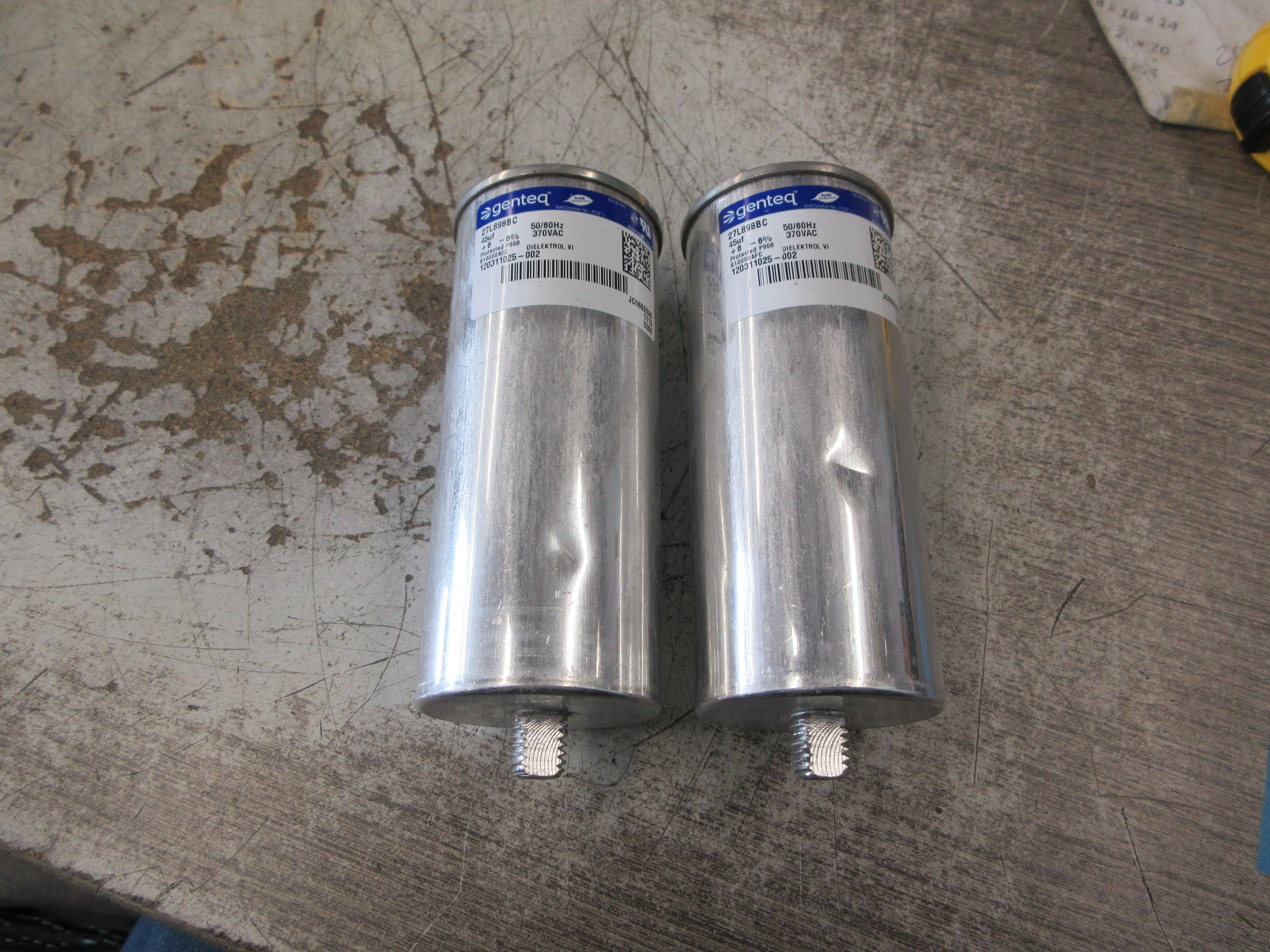 Genteq Capacitor 27L898BC 45uF 50/60Hz 370V *Lot of 2* Used