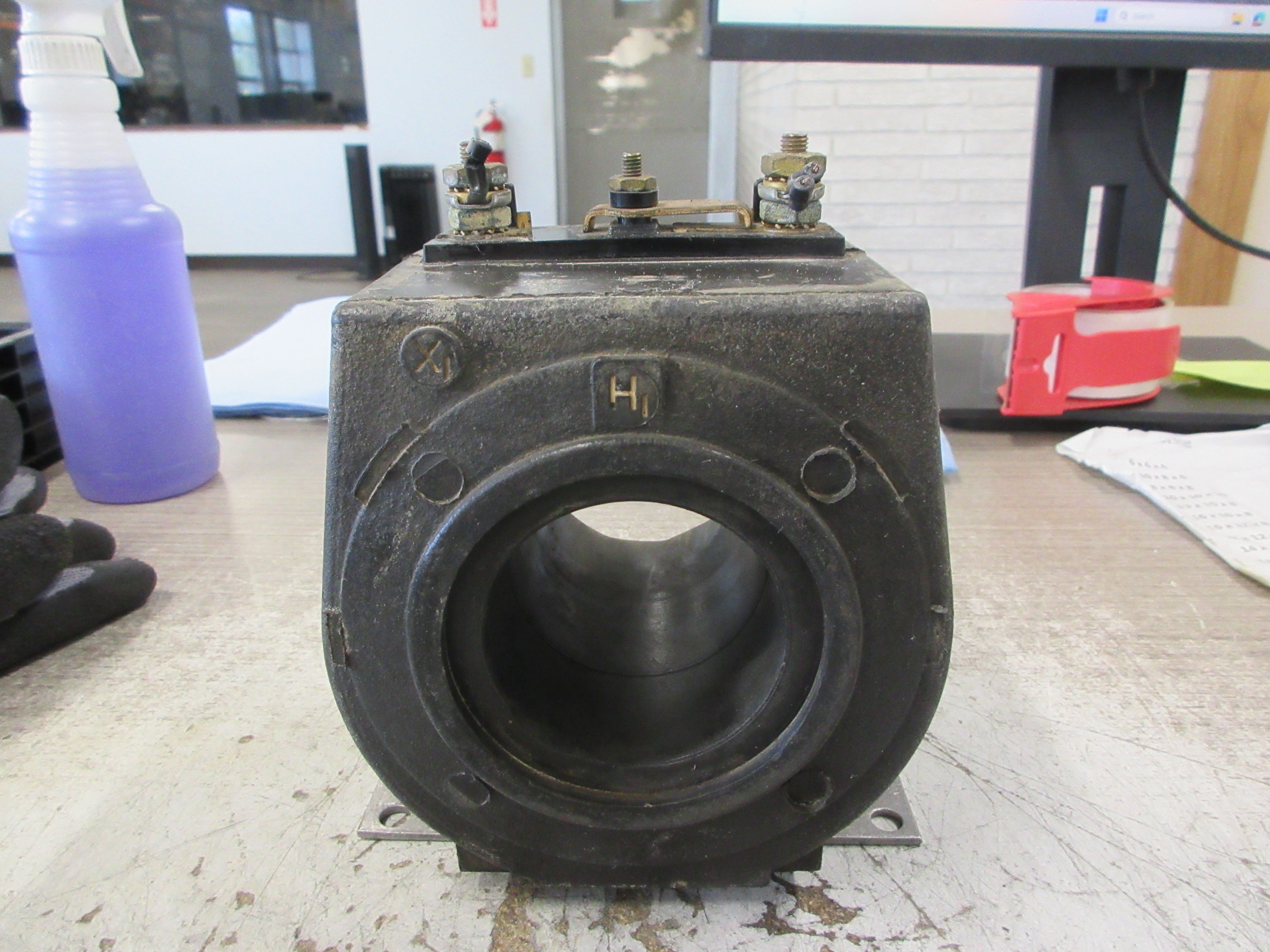 GE Type JKP-0 Current Transformer 836X8 Ratio 200:5A 600V 25-400Hz Used