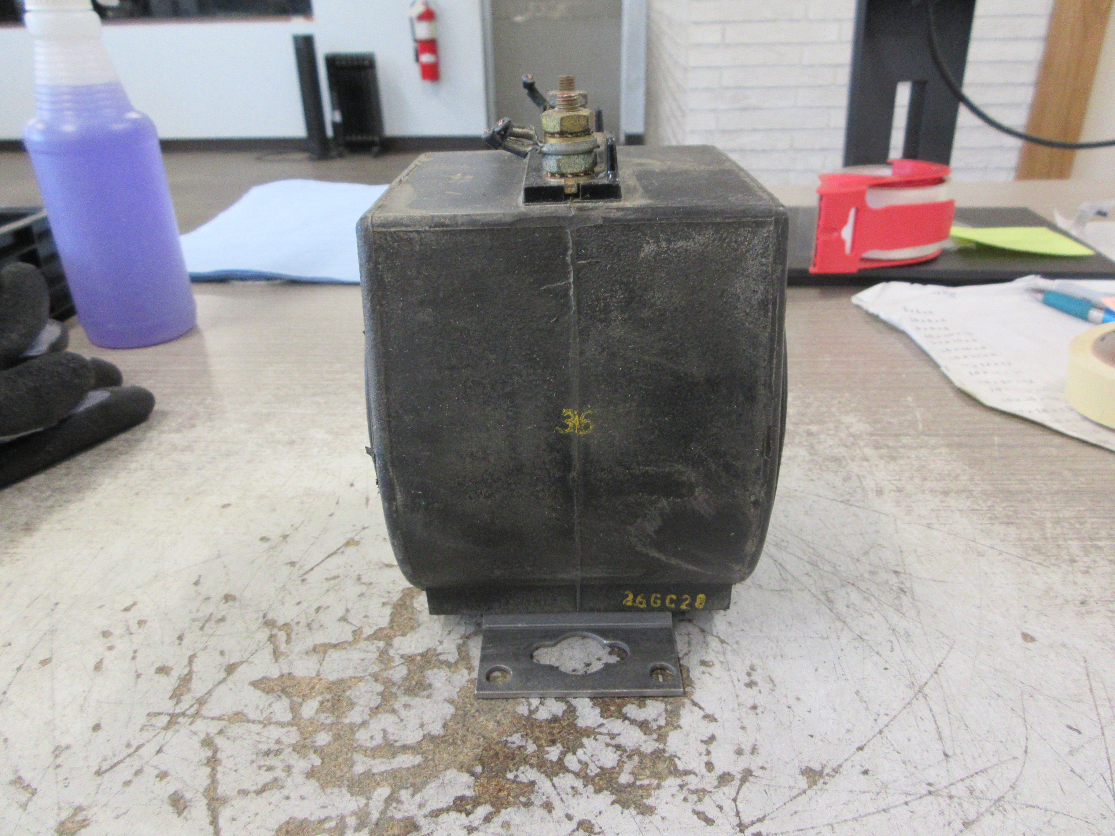 GE Type JKP-0 Current Transformer 836X8 Ratio 200:5A 600V 25-400Hz Used