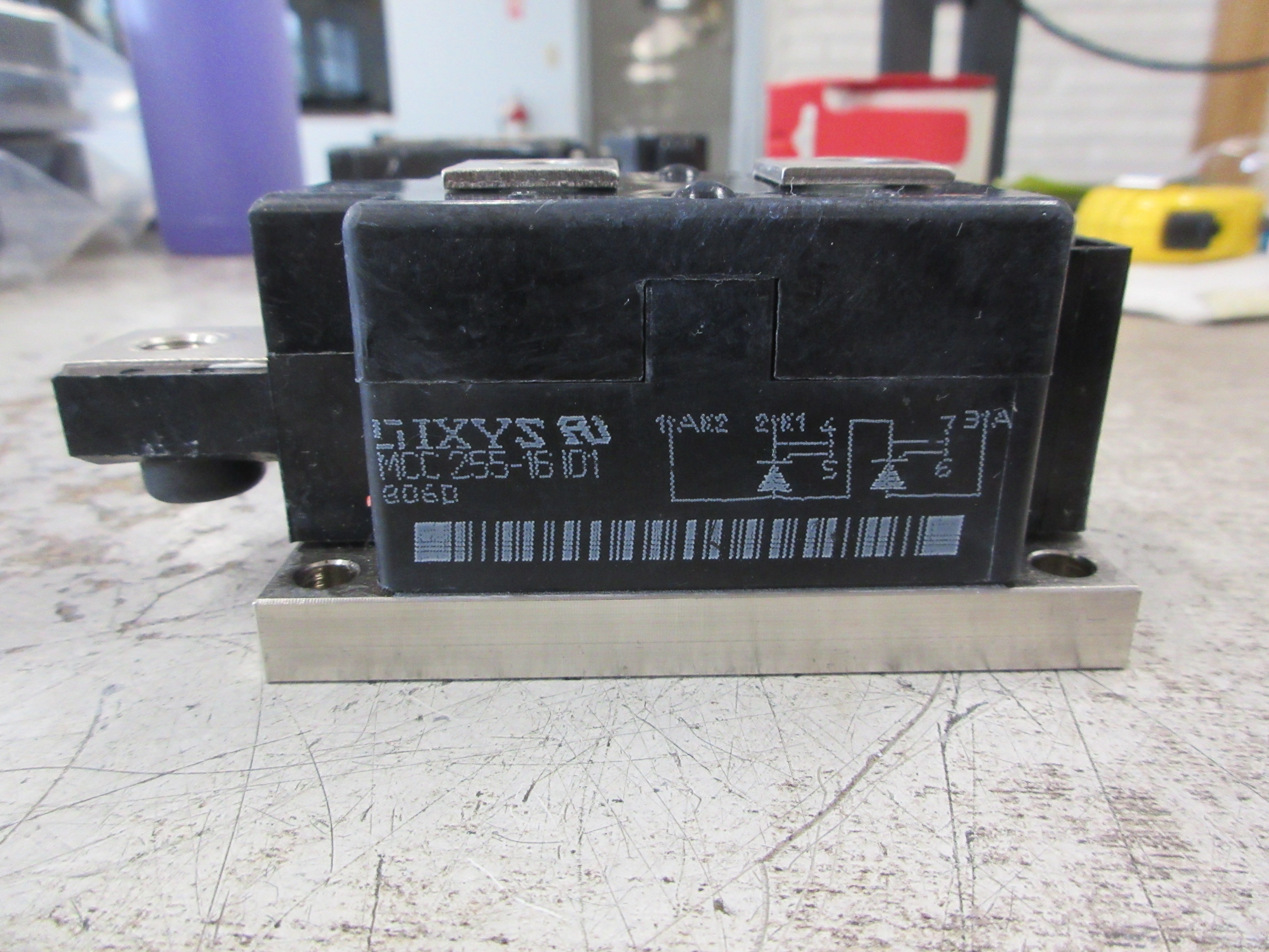 IXYS Thyristor Module MCC255-16IO1 Used