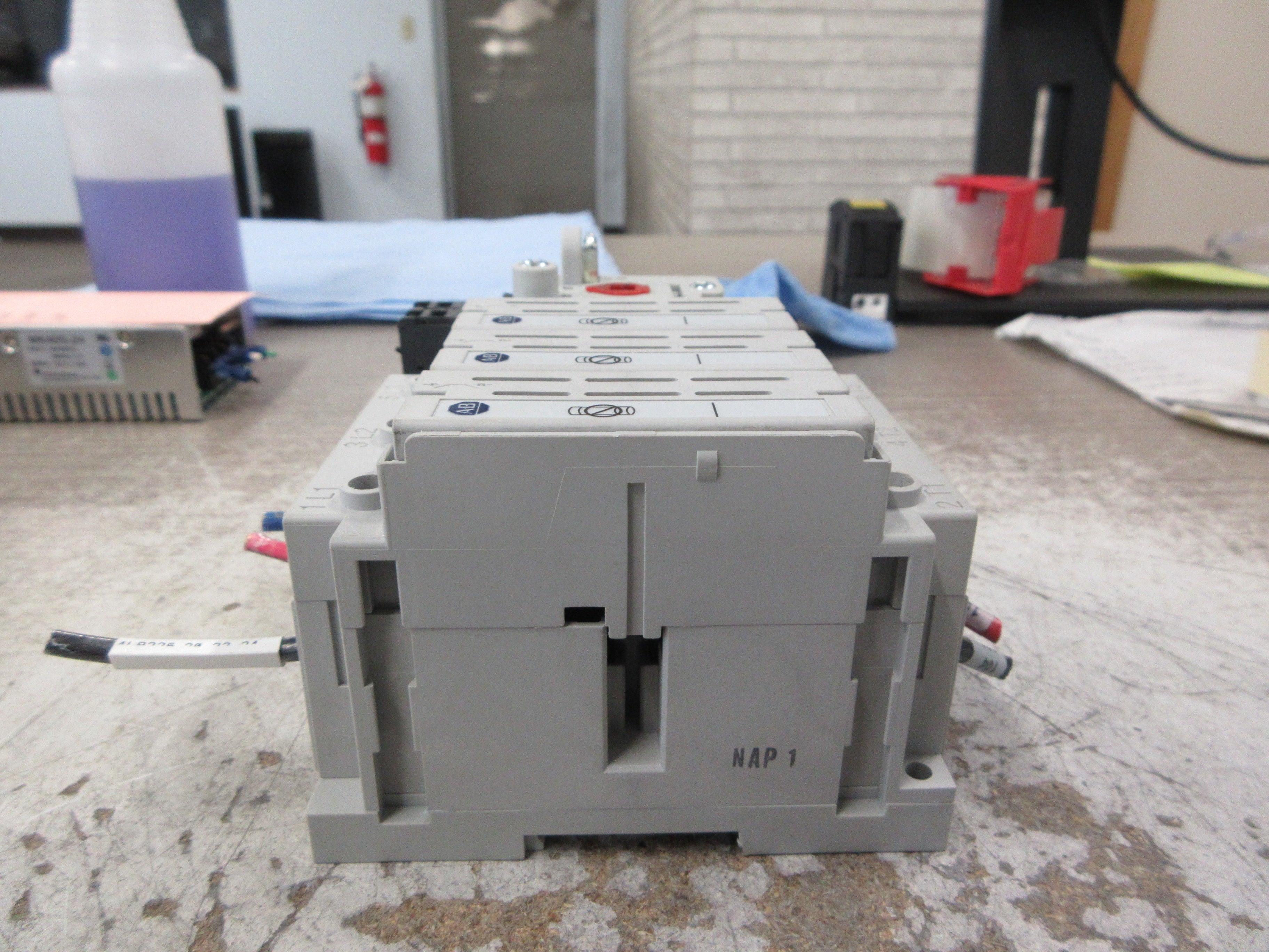 Allen-Bradley Non-Fusible Disconnect Switch 194R-N30-1753 Ser. A 30A 600V Used