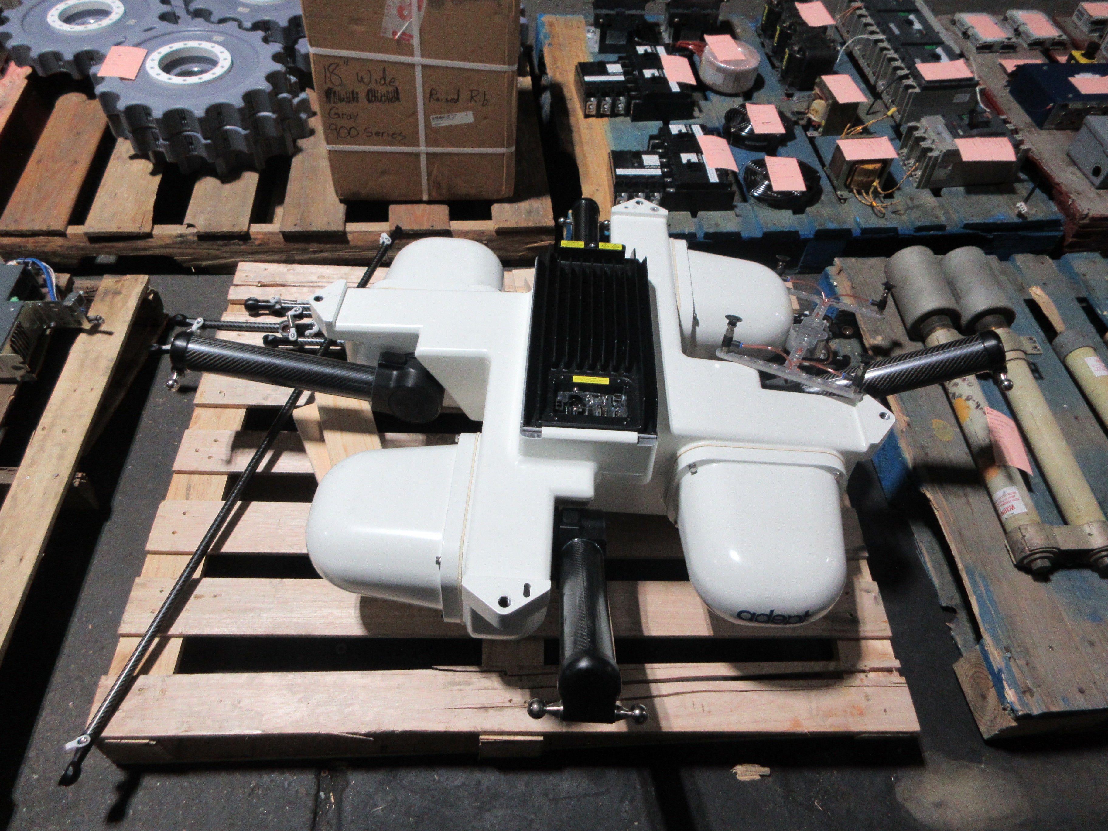 Adept Quattro Parallel Robot s800H 4 Axes Payload: 2kg Rated , 4kg Max Used