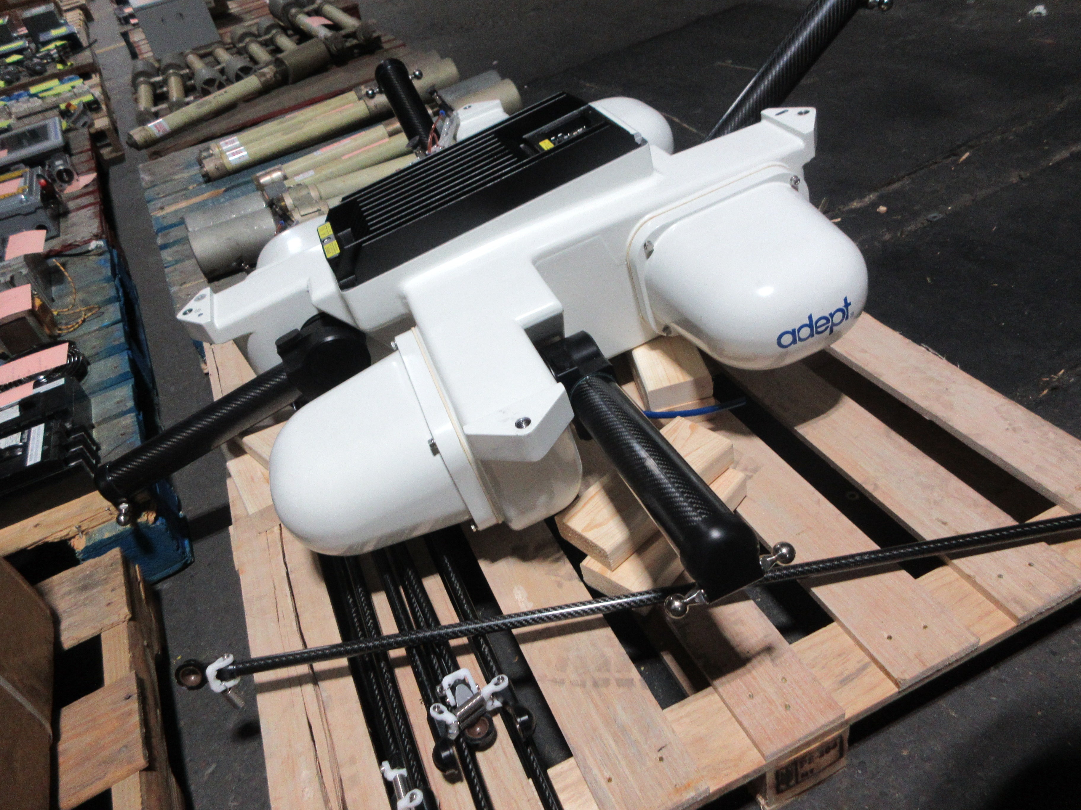 Adept Quattro Parallel Robot s800H 4 Axes Payload: 2kg Rated , 4kg Max Used